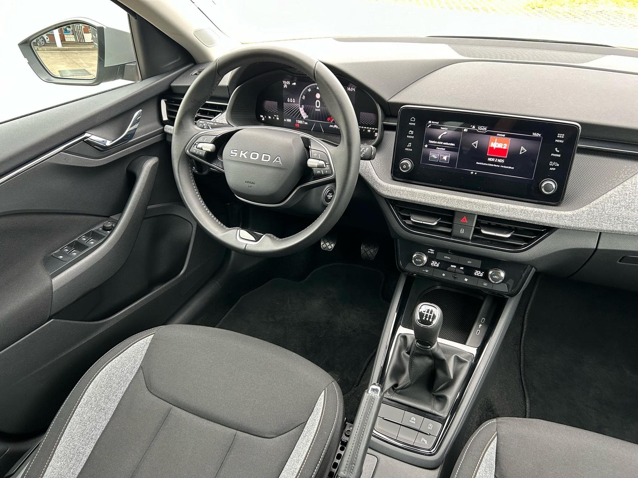 Skoda Scala Selection (2025) - Photo 6