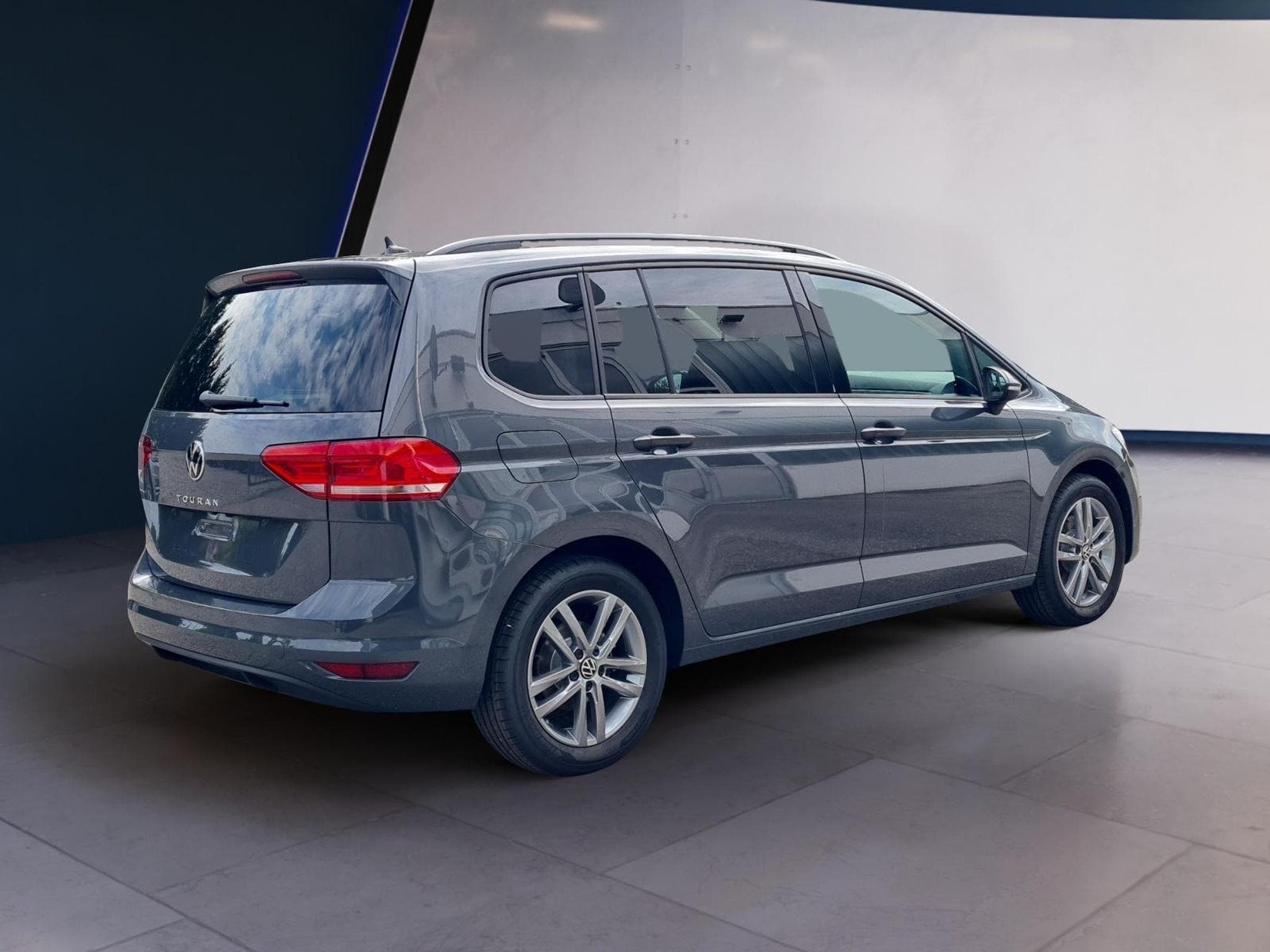 VW Touran Comfortline BMT/Start-Stopp (2026) - Photo 6