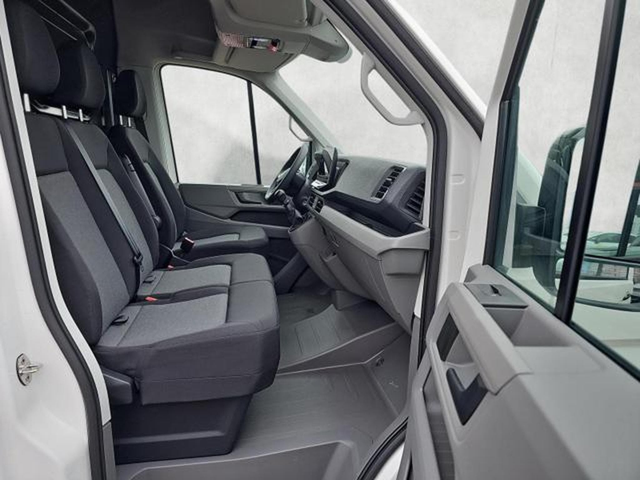 VW Crafter Kasten 35 mittellang Hochdach FWD (2026) - Foto 10