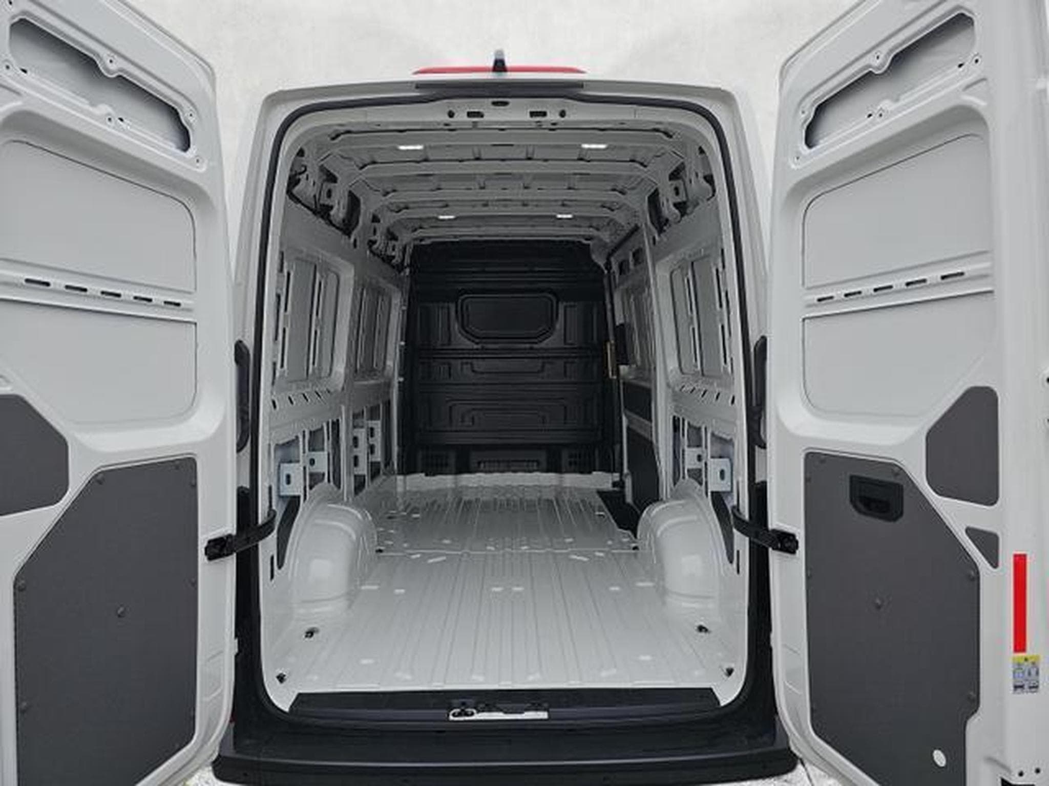 VW Crafter Kasten 35 mittellang Hochdach FWD (2026) - Foto 14