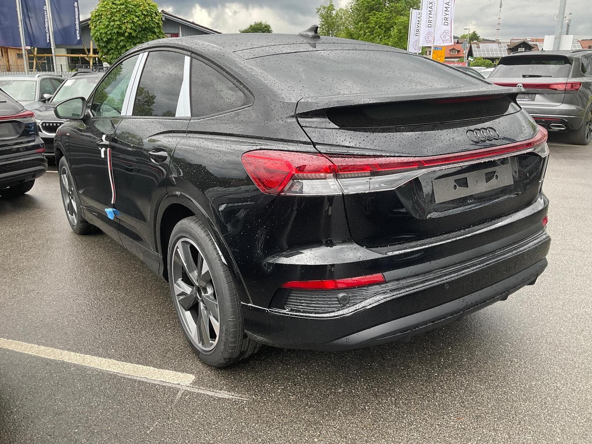 Audi Q4 e-tron 45 e-tron basis quattro (2026) - Foto 2