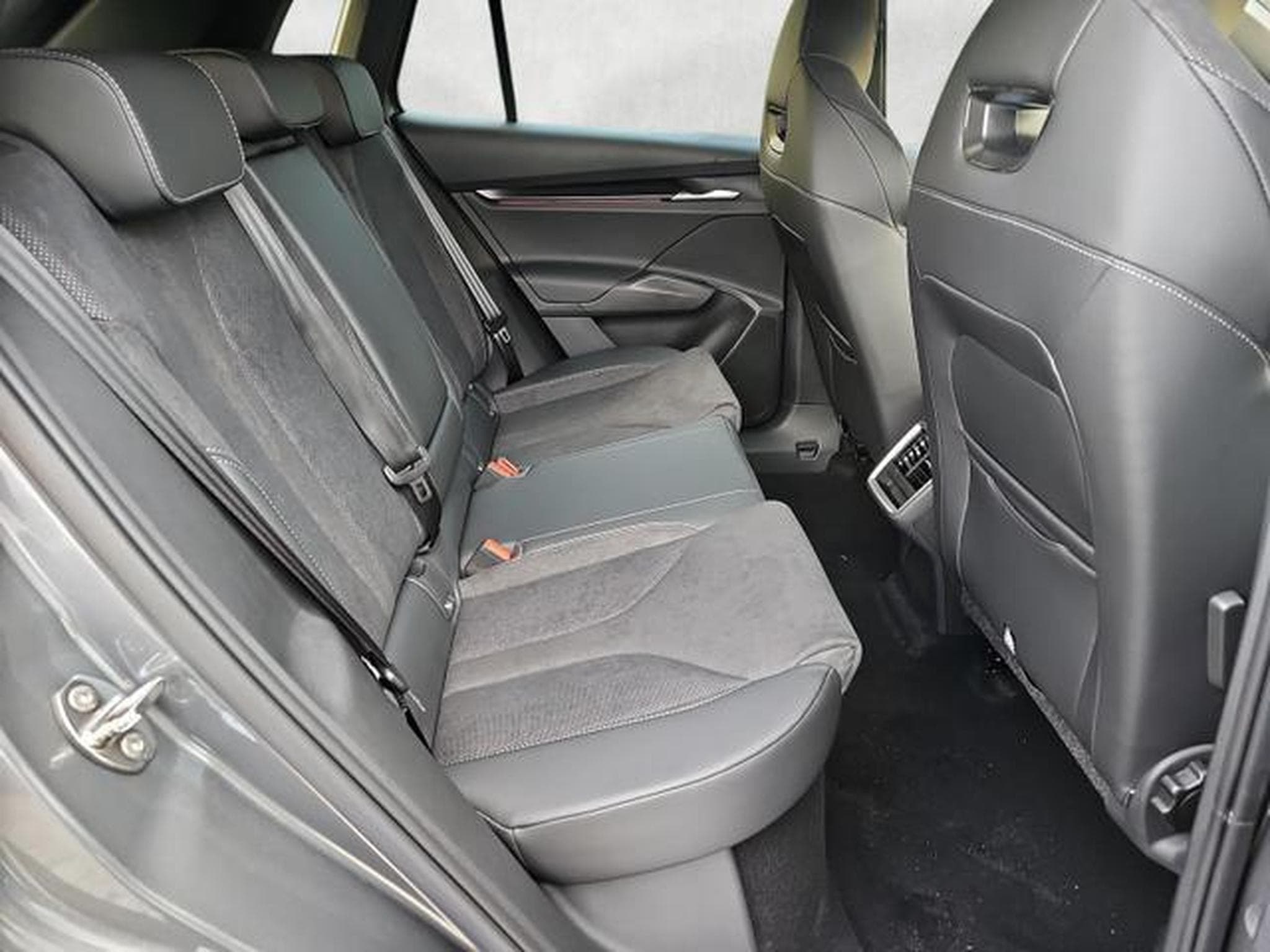 Skoda Elroq 60 Sportline (2026) - Foto 13