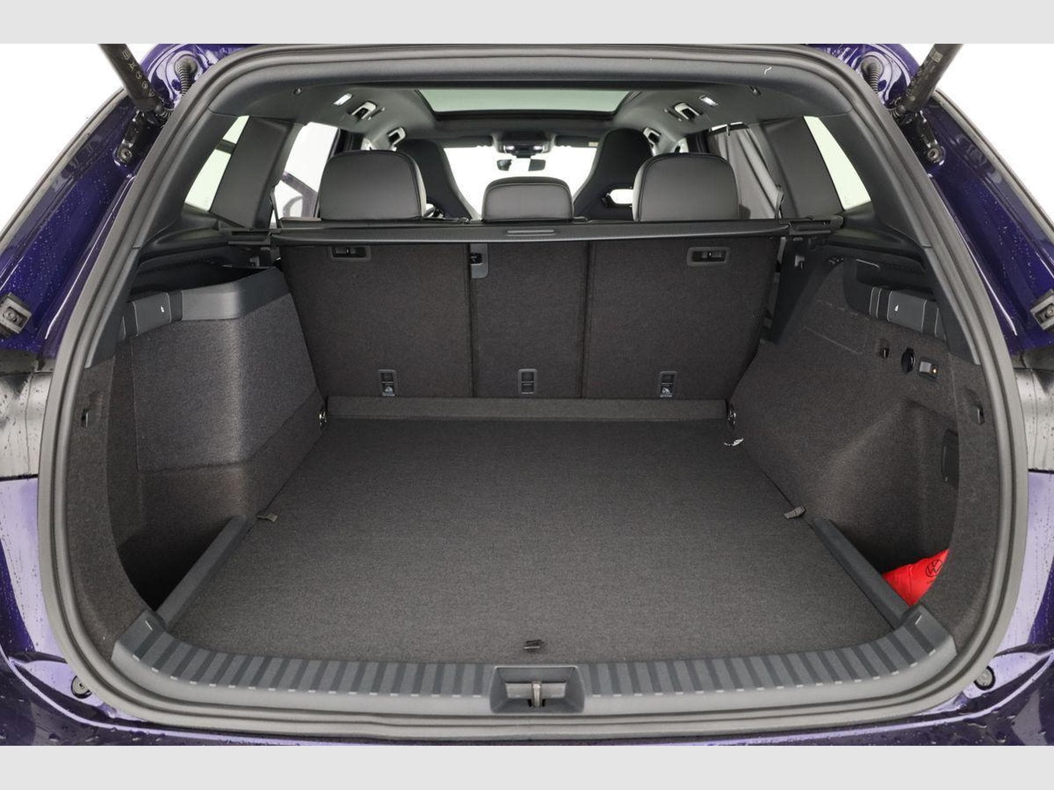 VW Tayron 1.5 TSI eHybrid 150 kW R-Line (2025) - Photo 12