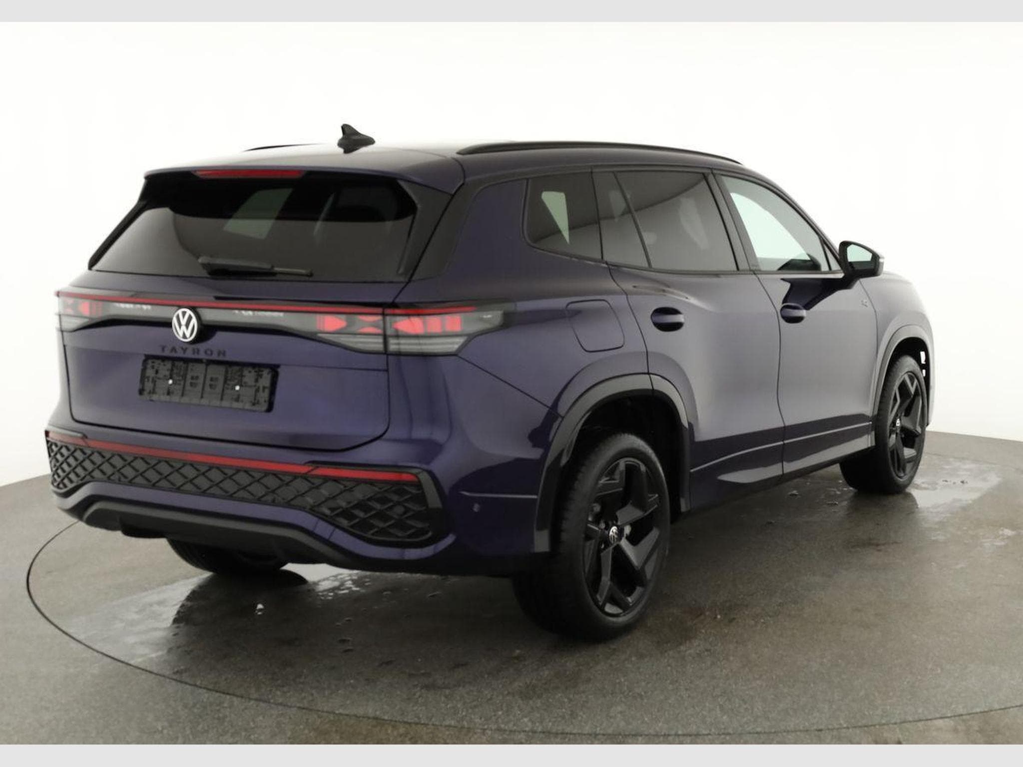 VW Tayron 1.5 TSI eHybrid 150 kW R-Line (2025) - Photo 2