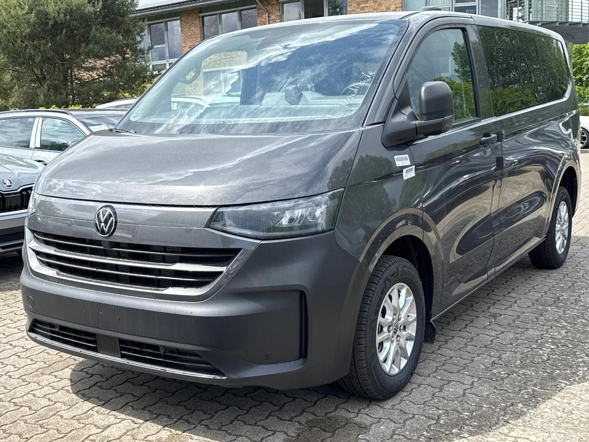 VW T7 Basis (2026) - Foto 1