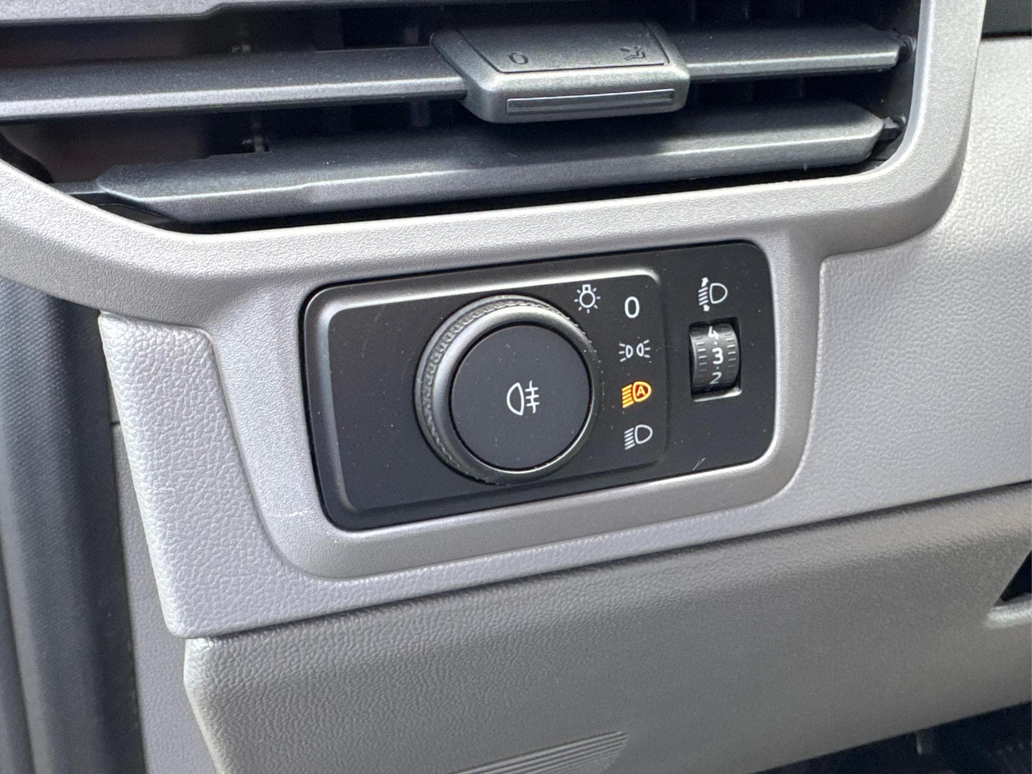 VW T7 Basis (2026) - Foto 13