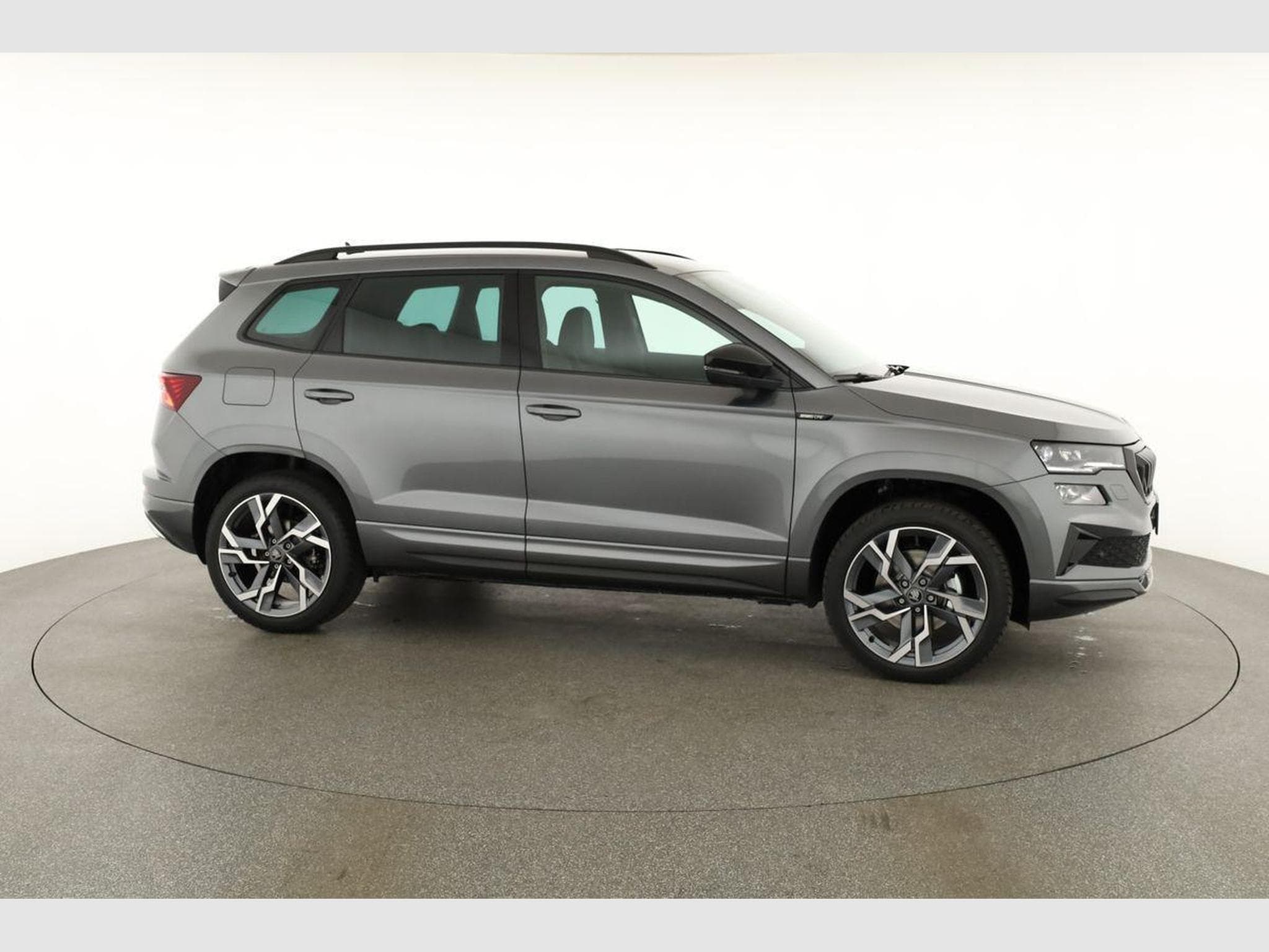 Skoda Karoq Sportline 4x4 (2026) - Foto 24