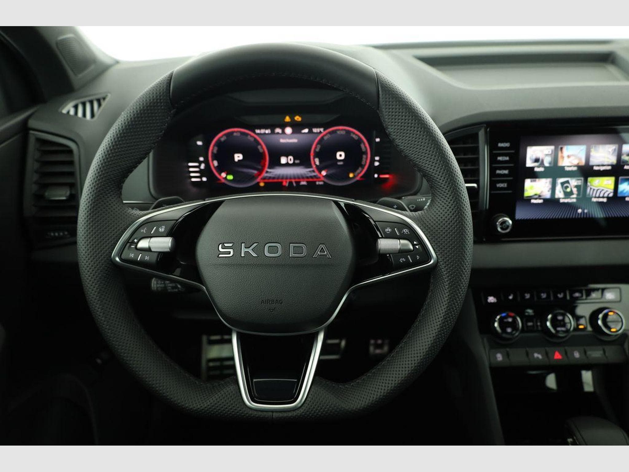 Skoda Karoq Sportline 4x4 (2026) - Foto 5