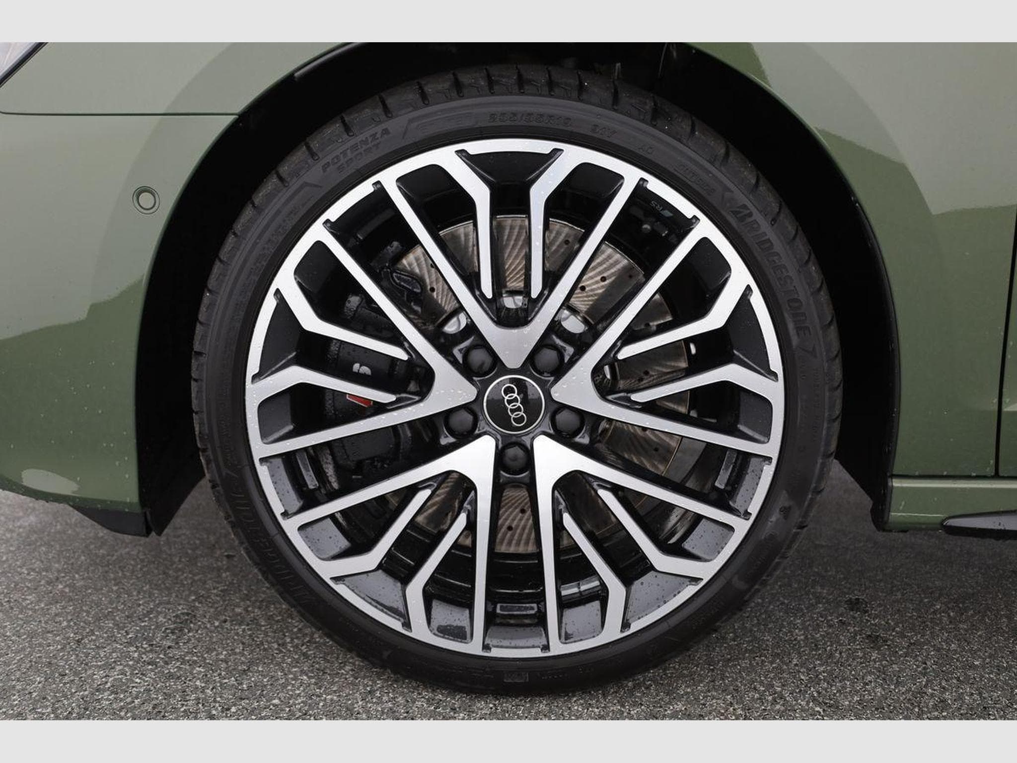 Audi S3 Sportback 2.0 TFSI quattro (2025) - Foto 14