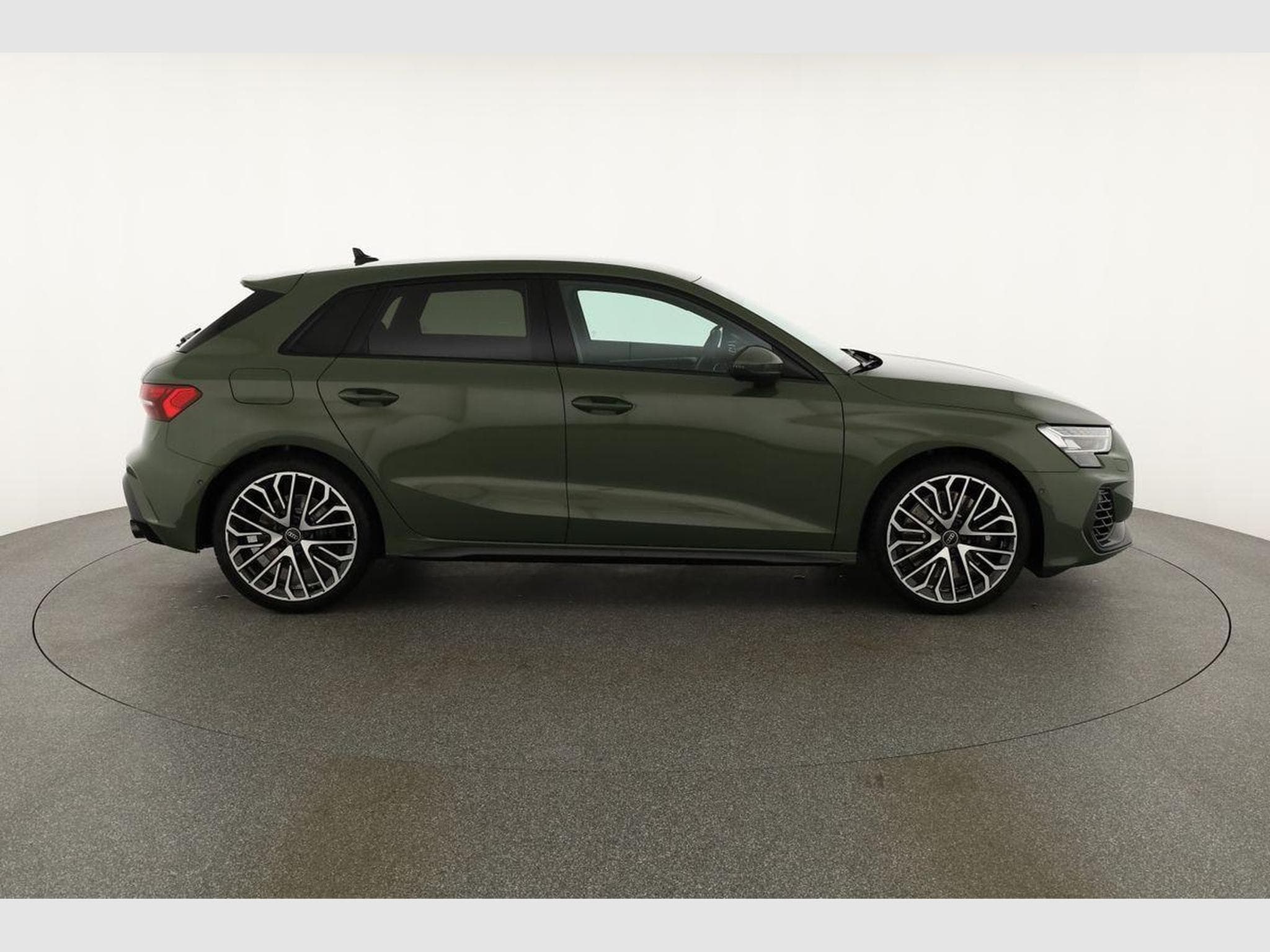 Audi S3 Sportback 2.0 TFSI quattro (2025) - Foto 21
