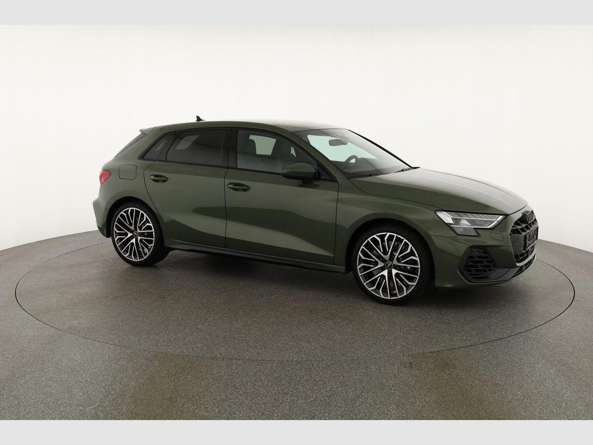Audi S3 Sportback 2.0 TFSI quattro (2025) - Foto 23
