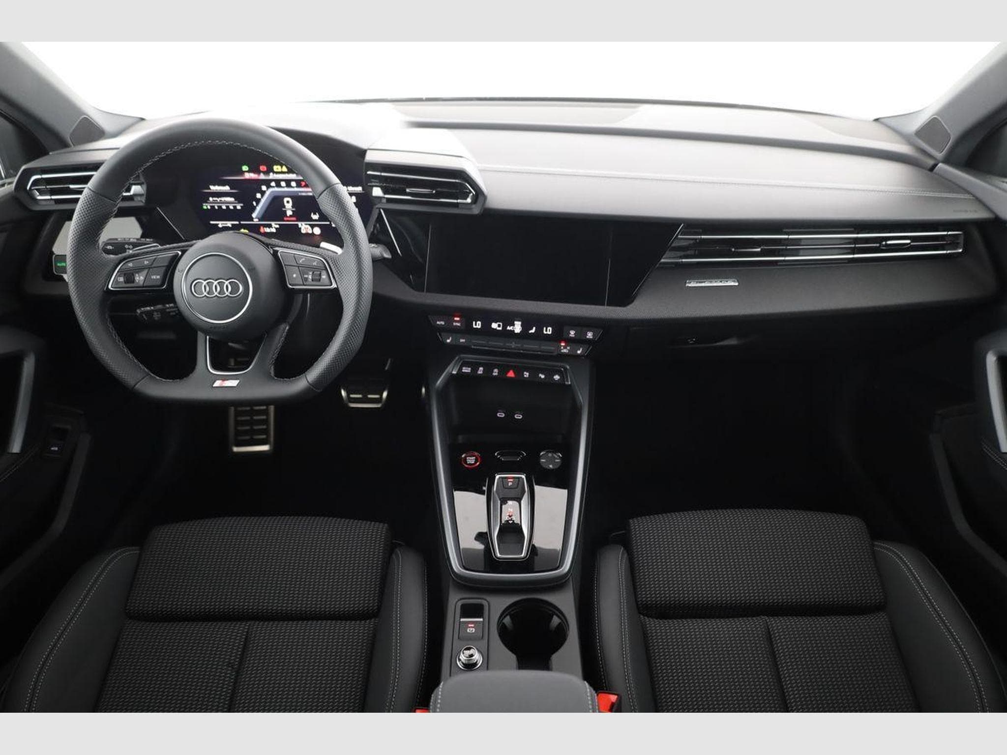 Audi S3 Sportback 2.0 TFSI quattro (2025) - Foto 4