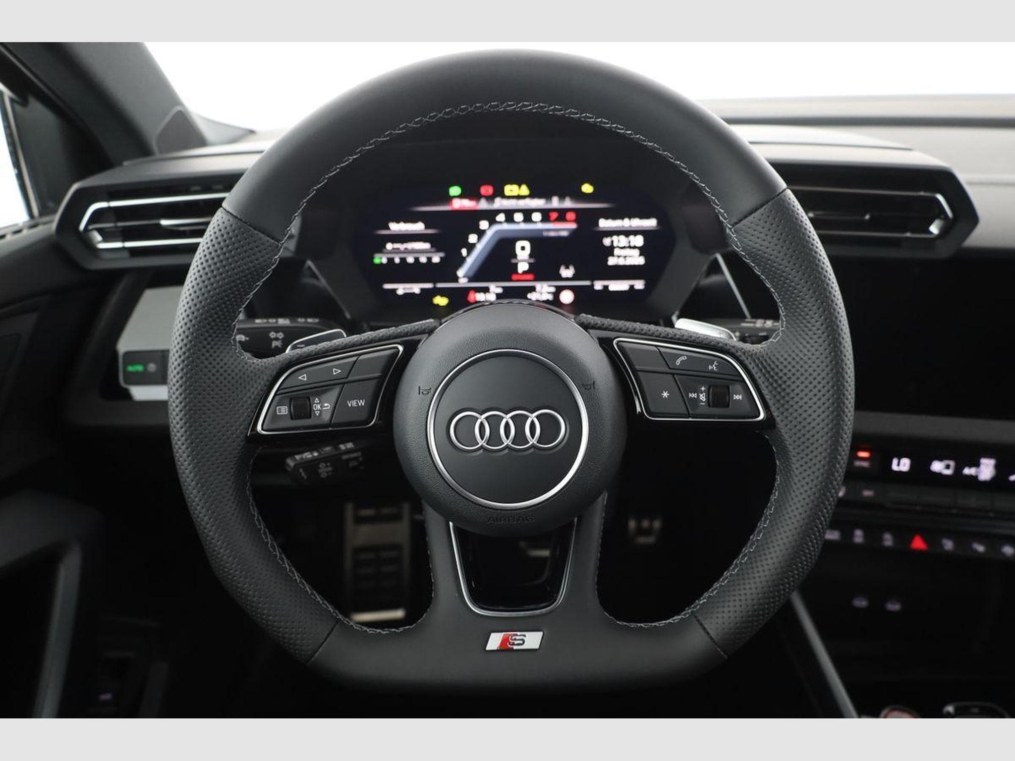 Audi S3 Sportback 2.0 TFSI quattro (2025) - Foto 5