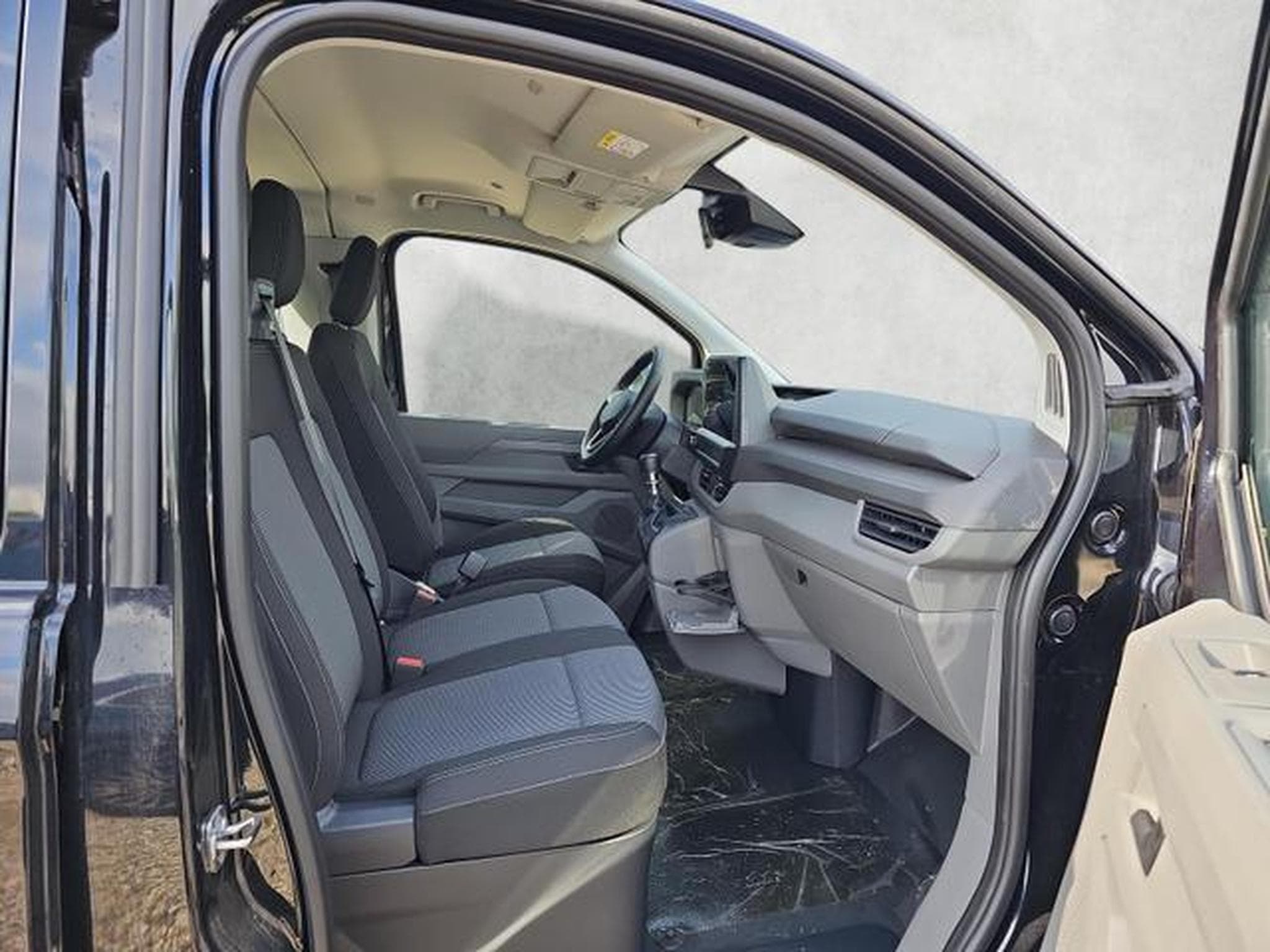 VW T7 2.0 TDI 81 kW KR (2025) - Foto 10