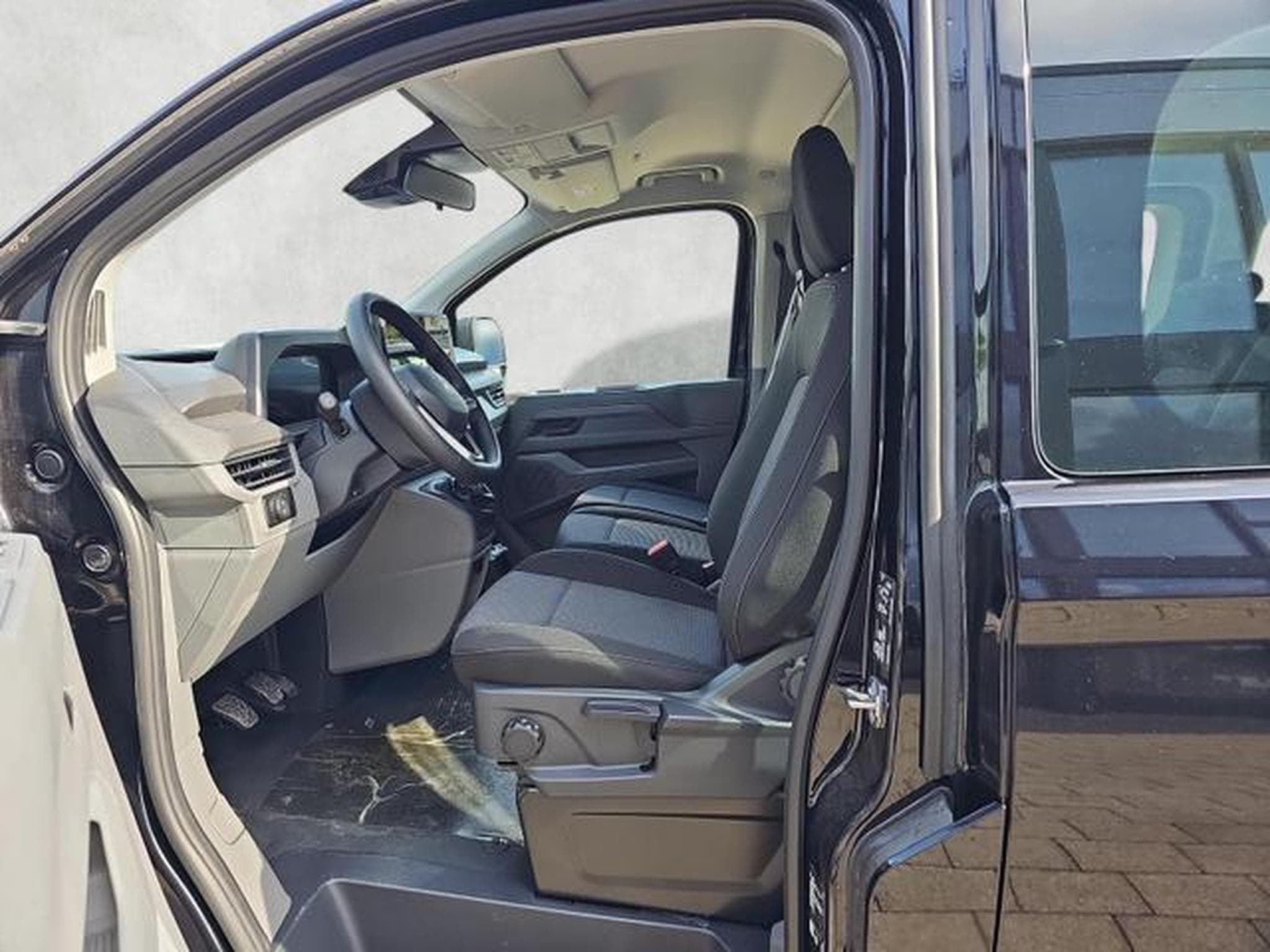 VW T7 2.0 TDI 81 kW KR (2025) - Foto 9