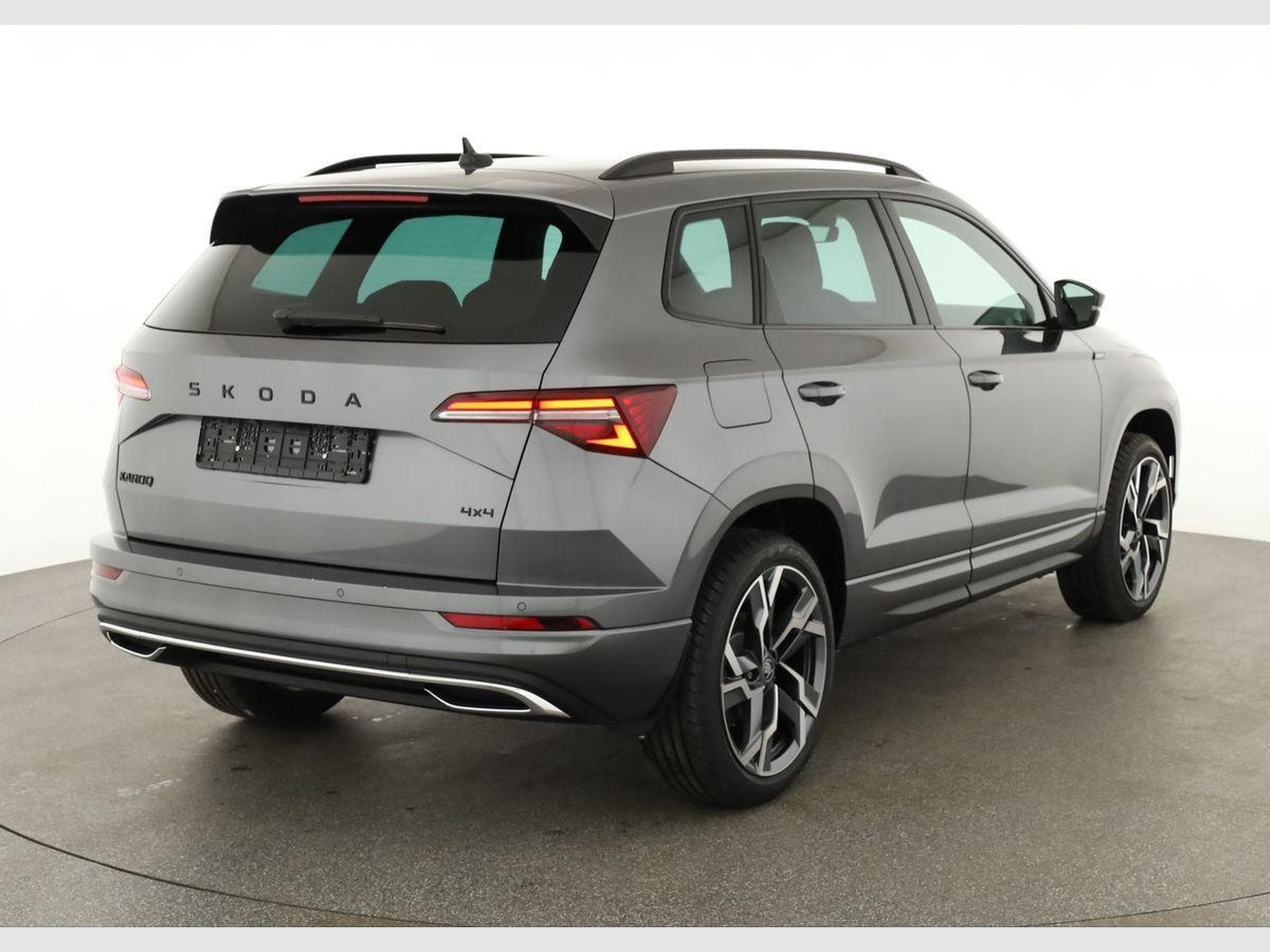 Skoda Karoq Sportline 4x4 (2026) - Foto 2