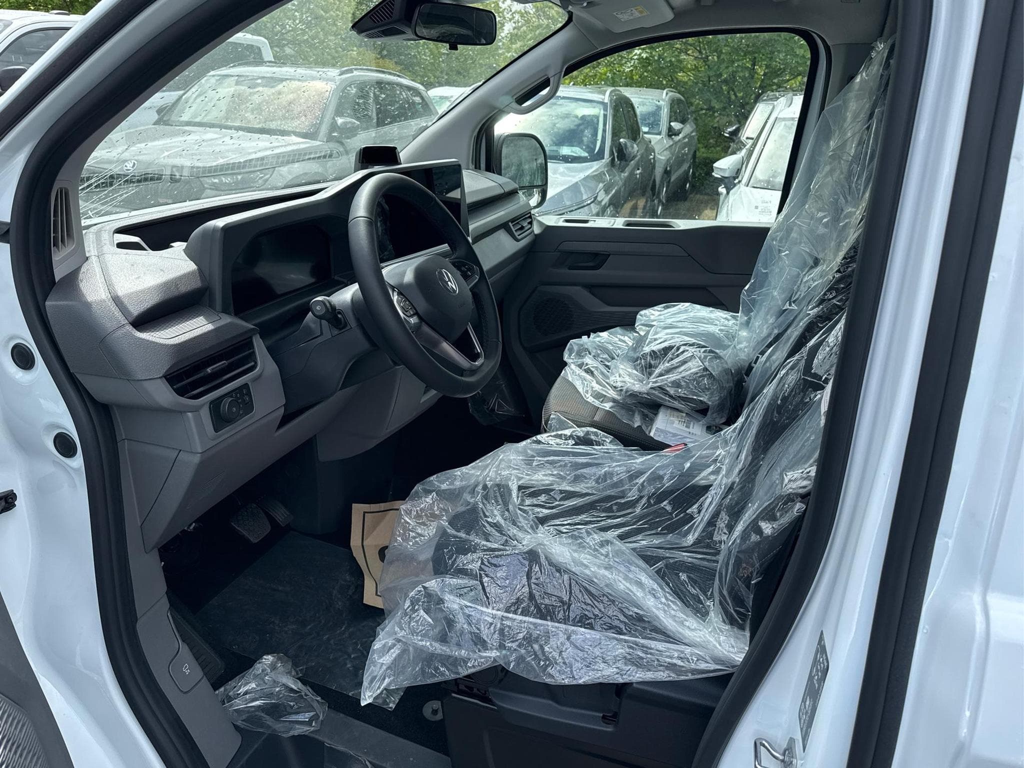 VW T7 Basis (2026) - Foto 13