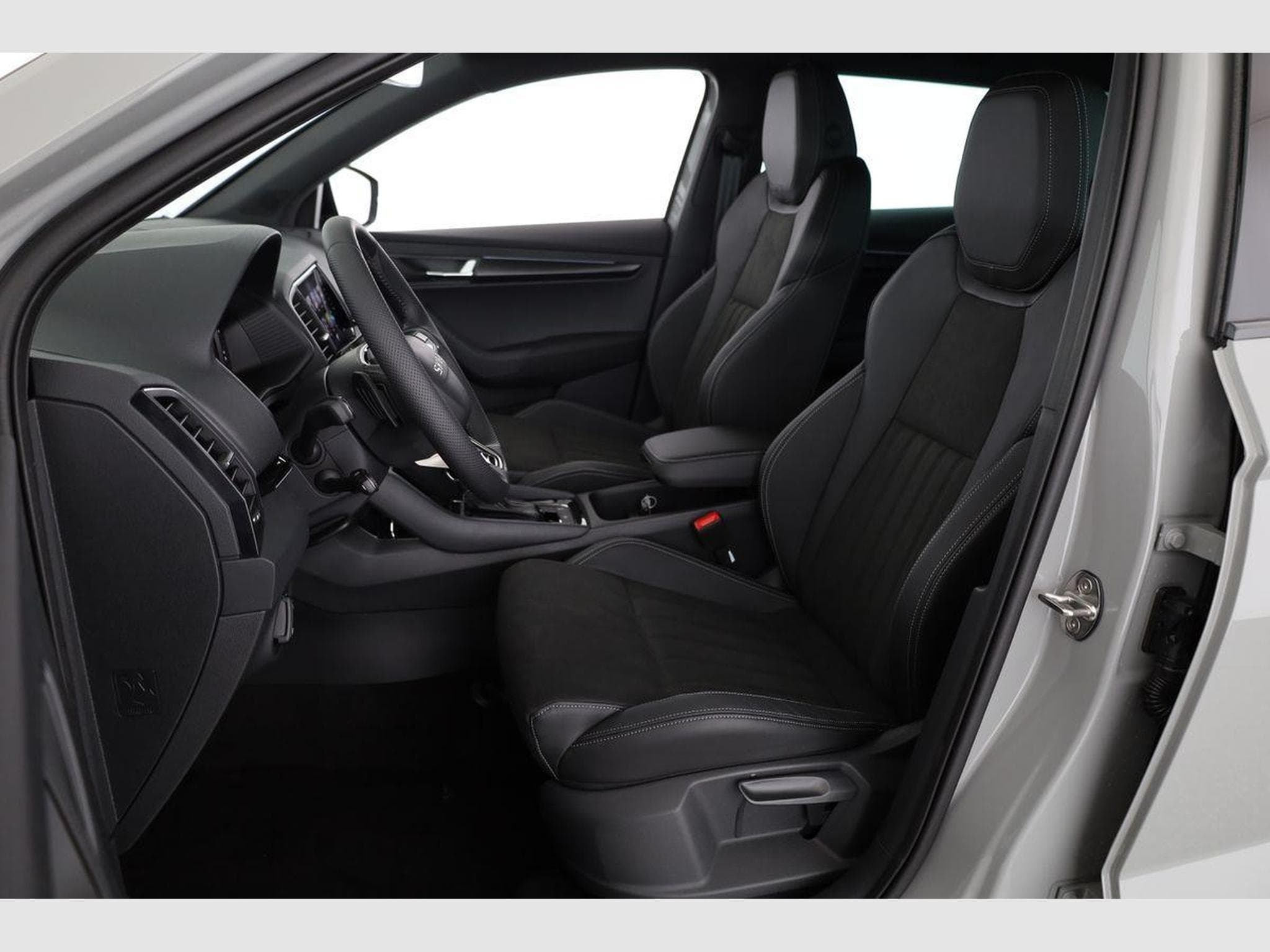 Skoda Karoq Sportline 4x4 (2026) - Photo 10