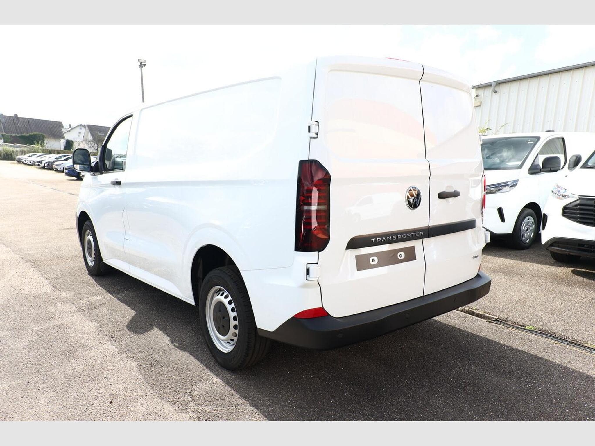 VW T7 AT8 4M 3S (2026) - Photo 4