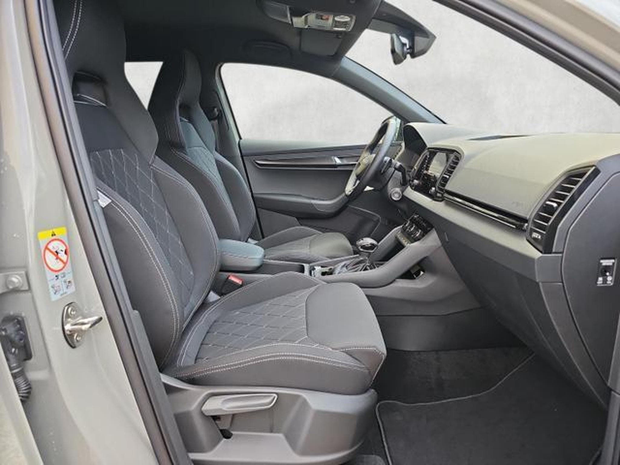 Skoda Karoq Sportline 4x4 (2026) - Photo 10