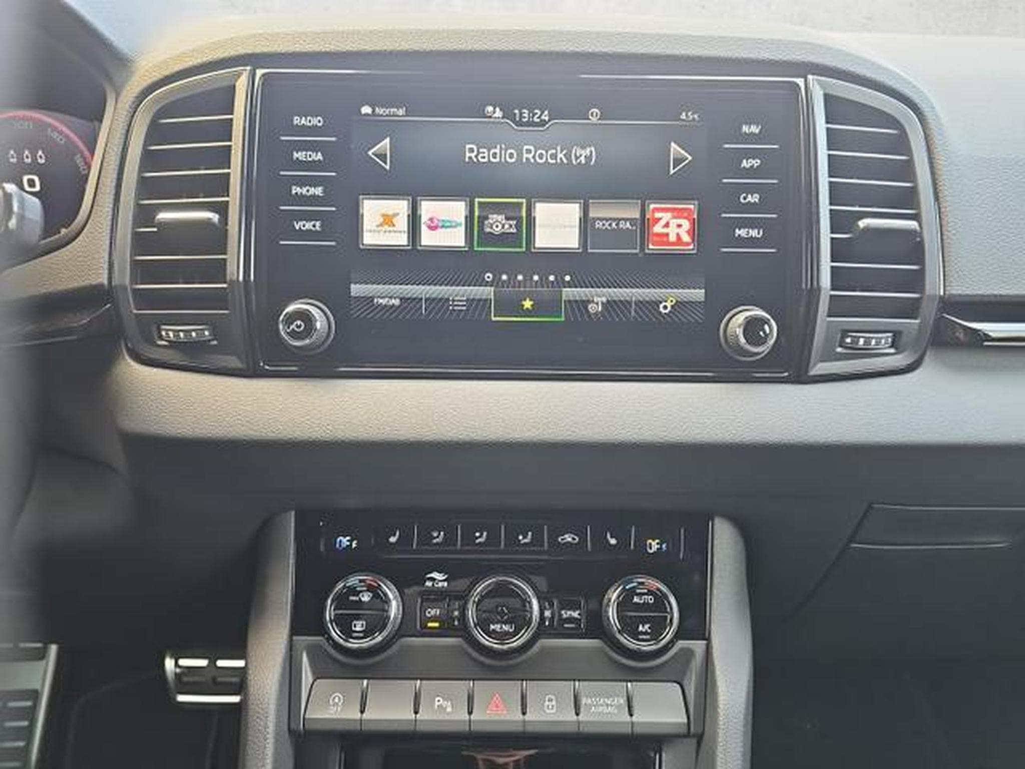Skoda Karoq Sportline 4x4 (2026) - Photo 12