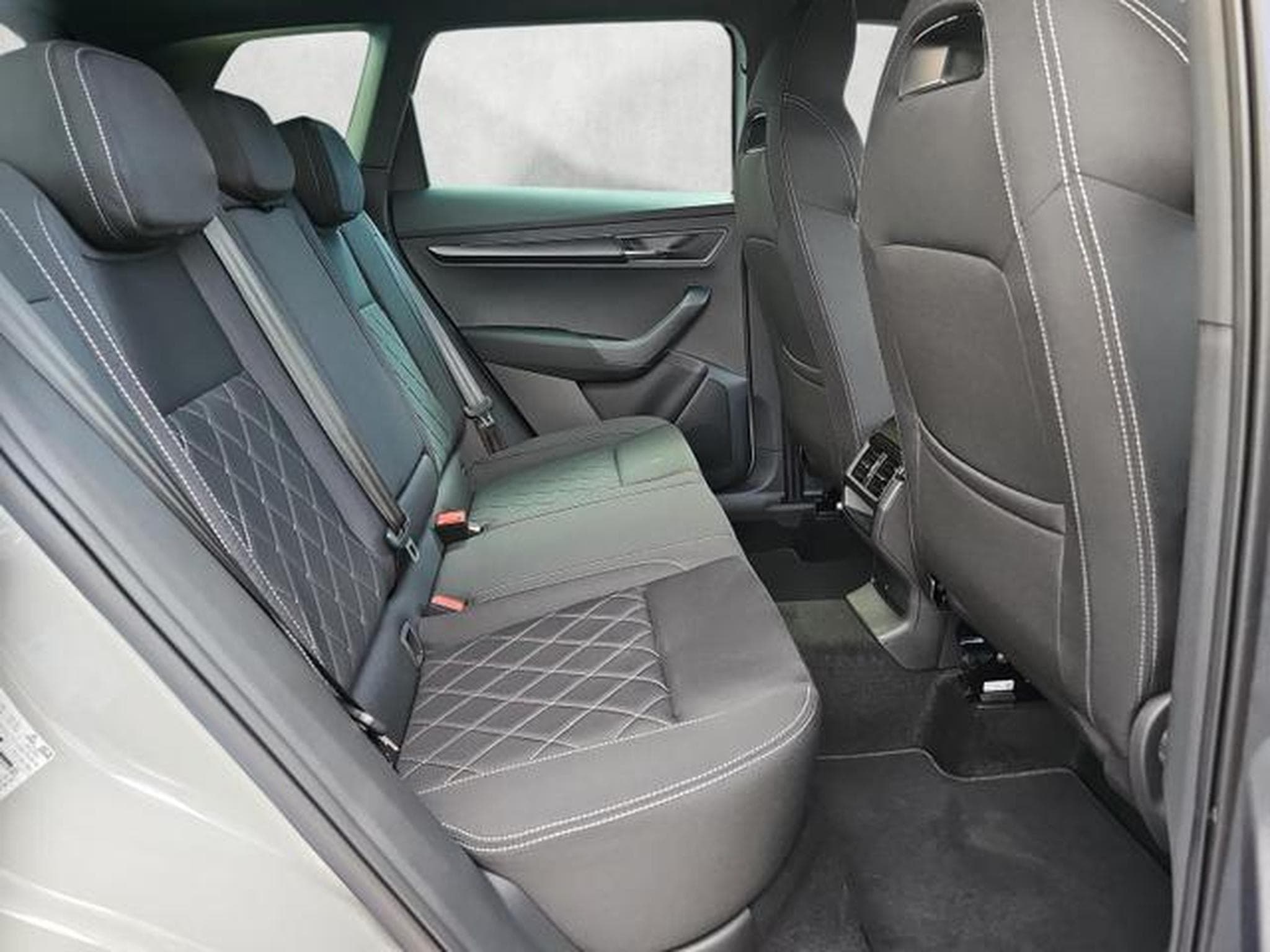 Skoda Karoq Sportline 4x4 (2026) - Photo 13