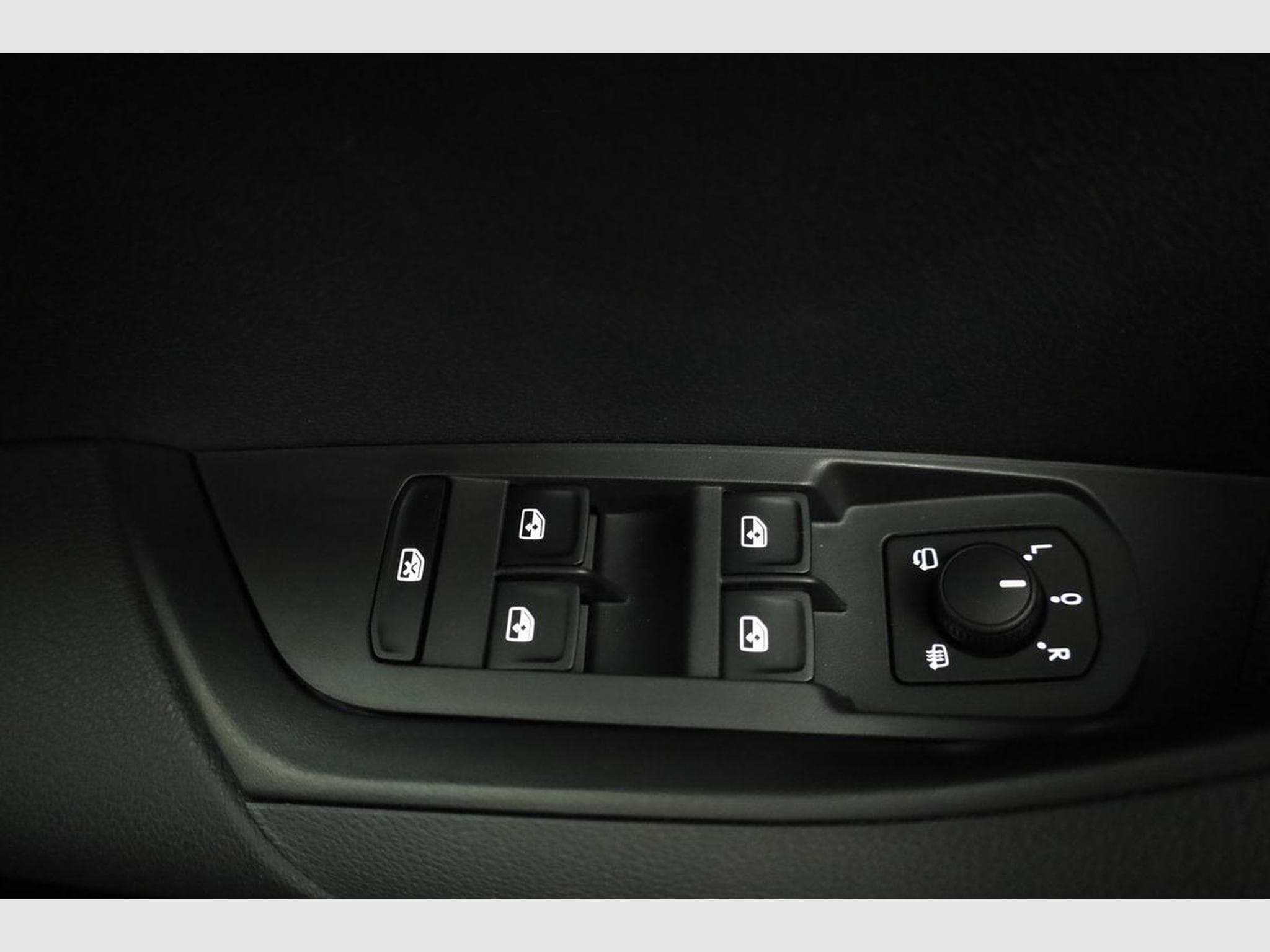 Skoda Karoq Sportline 4x4 (2026) - Photo 7