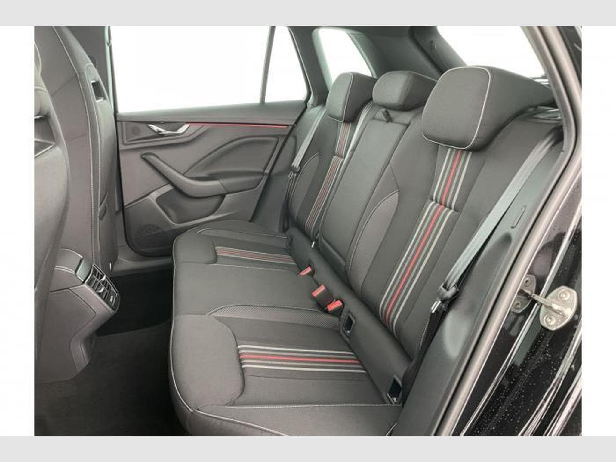 Skoda Kamiq Monte Carlo (2025) - Foto 13