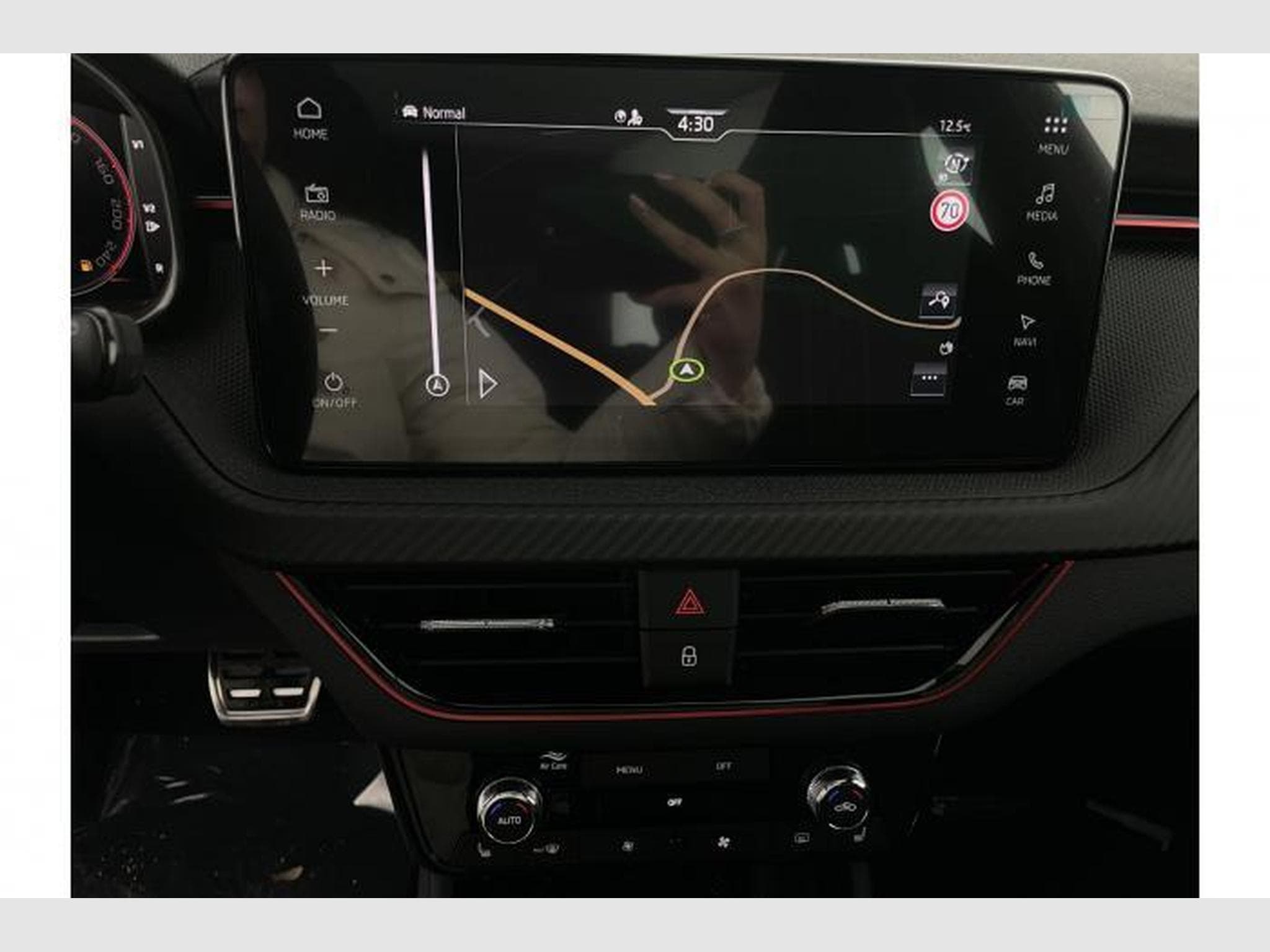 Skoda Kamiq Monte Carlo (2025) - Foto 18