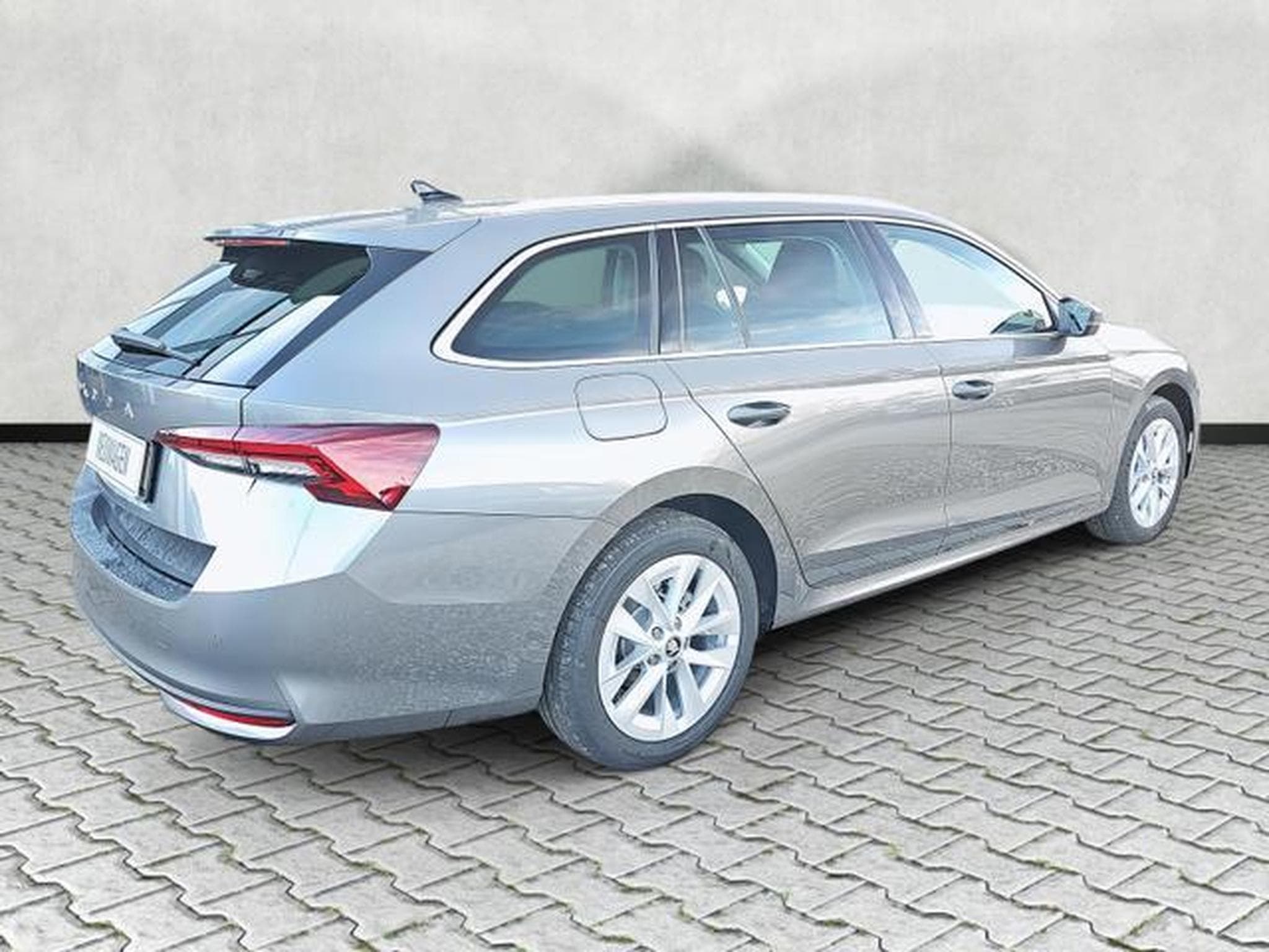 Skoda Octavia 2.0 TDI 110 kW Selection (2025) - Photo 7
