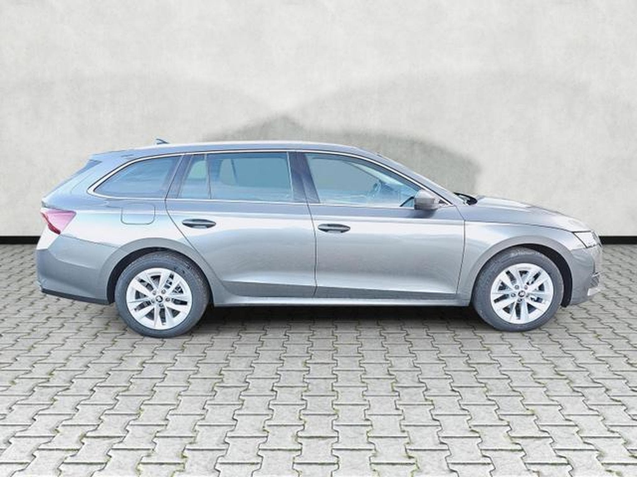Skoda Octavia 2.0 TDI 110 kW Selection (2025) - Photo 8