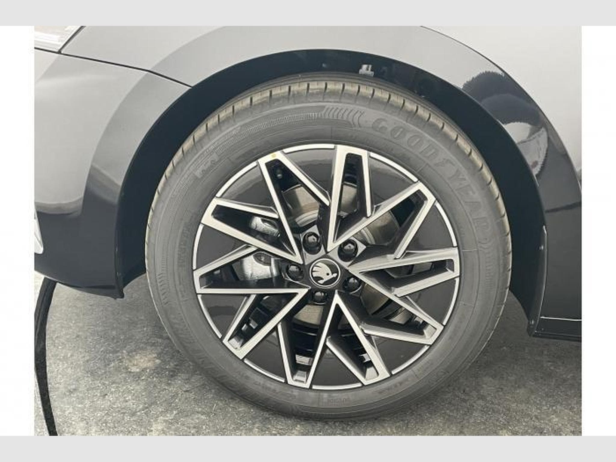 Skoda Octavia Selection (2026) - Photo 11