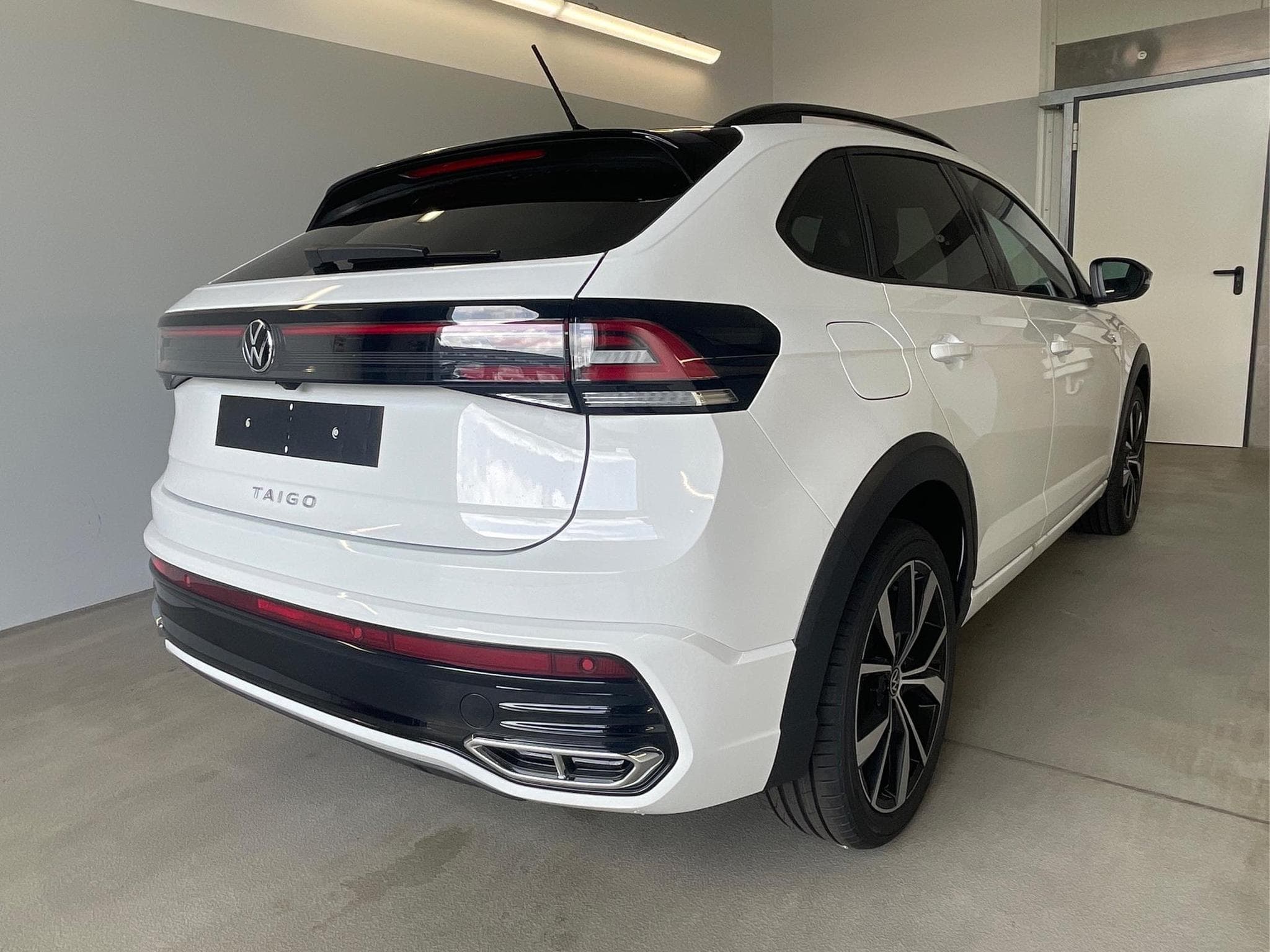 VW Taigo R-Line (2024) - Photo 4
