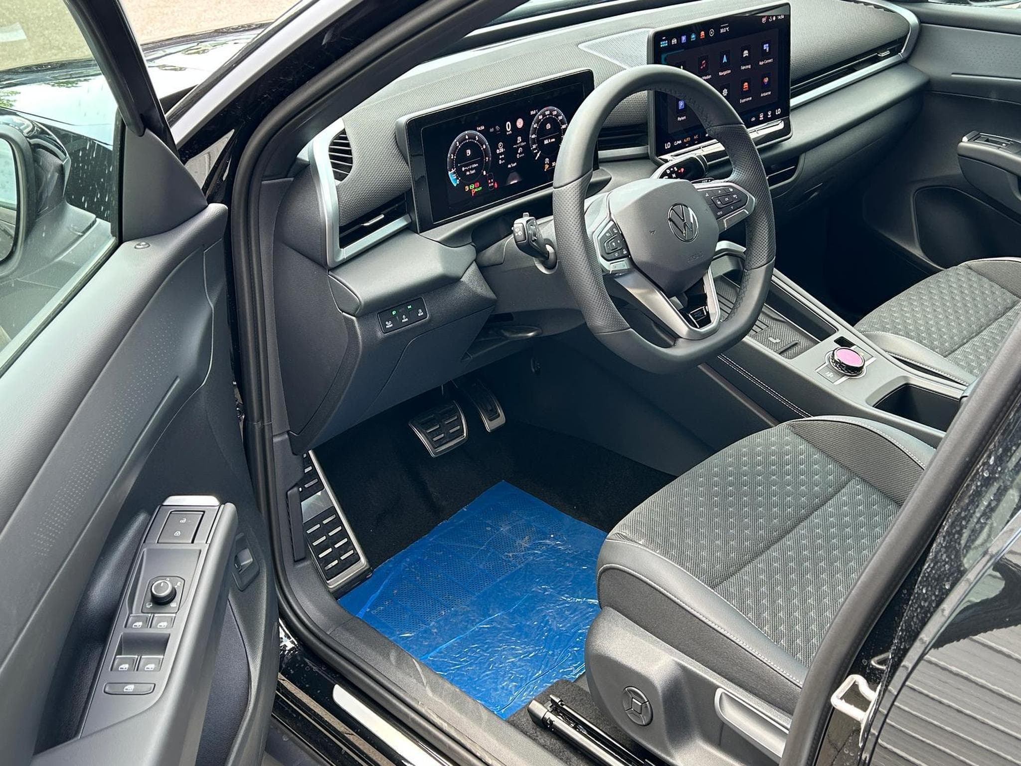VW T-Roc R-Line (2026) - Foto 6