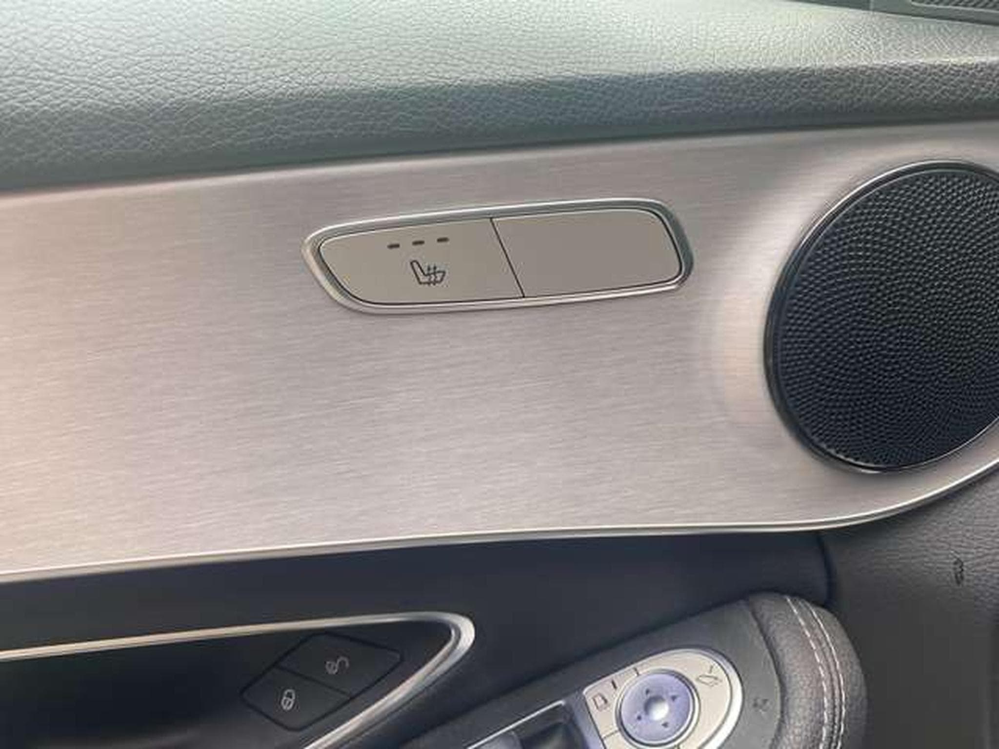 Mercedes C 220 4matic Avantgarde JUSQU'A 48 MOIS DE GARANTIE (2020) - Photo 16