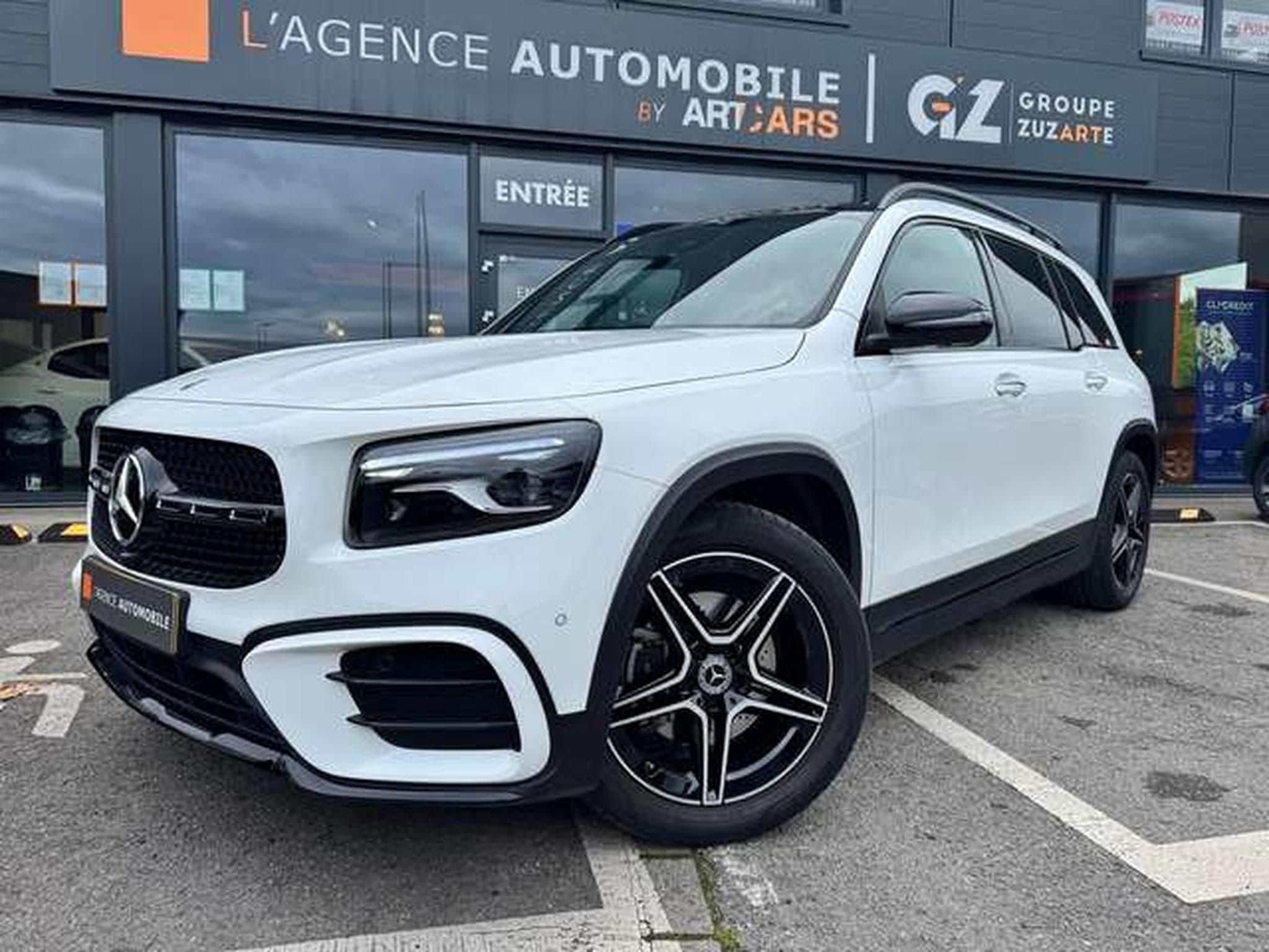 Mercedes GLB 200 GLB 200 7G-DCT Edition AMG Line (2025) - Photo 2