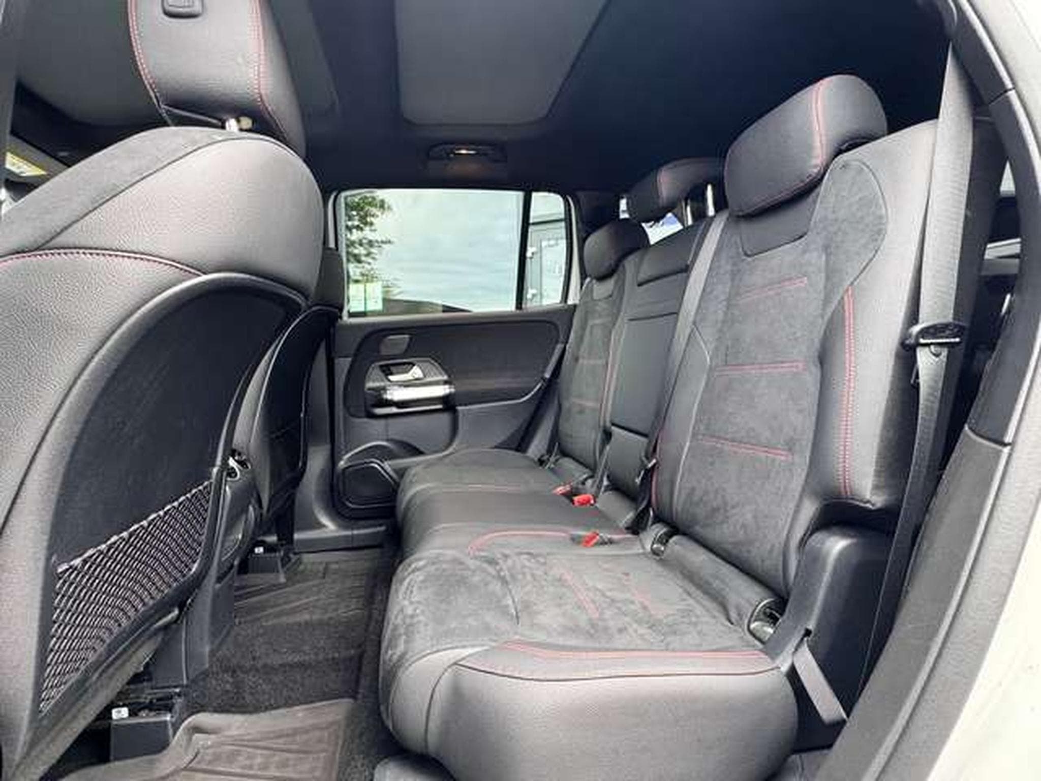 Mercedes GLB 200 GLB 200 7G-DCT Edition AMG Line (2025) - Photo 26