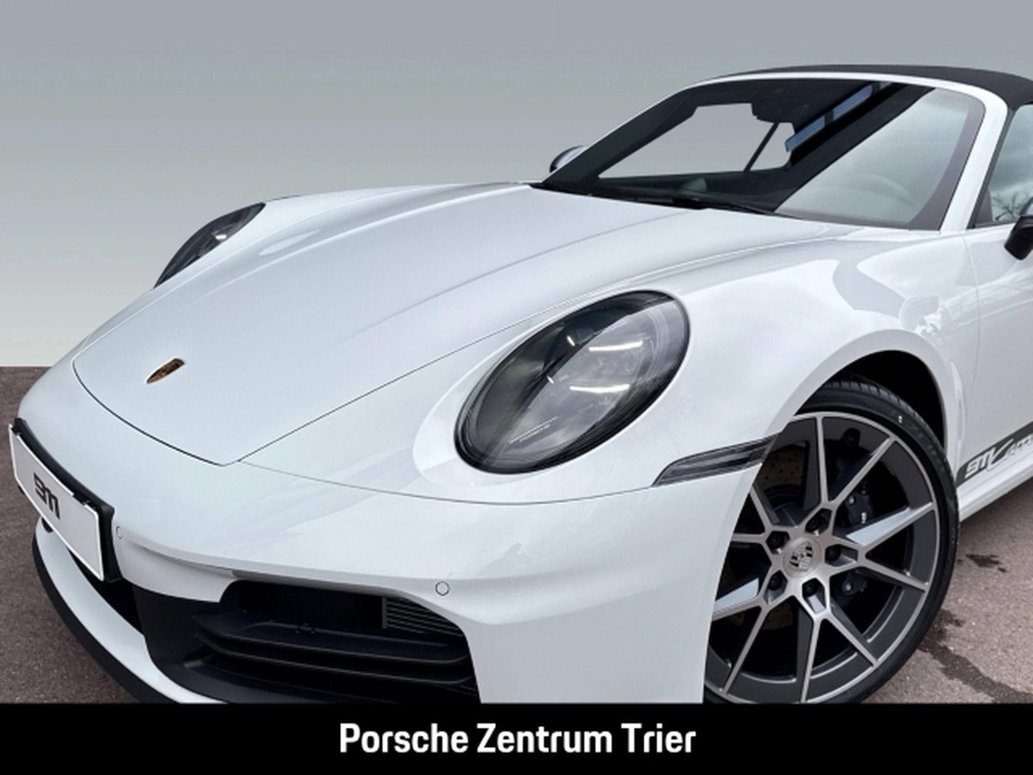 Porsche 911 Carrera T Cabriolet BOSE Surround-View (2026) - Photo 9