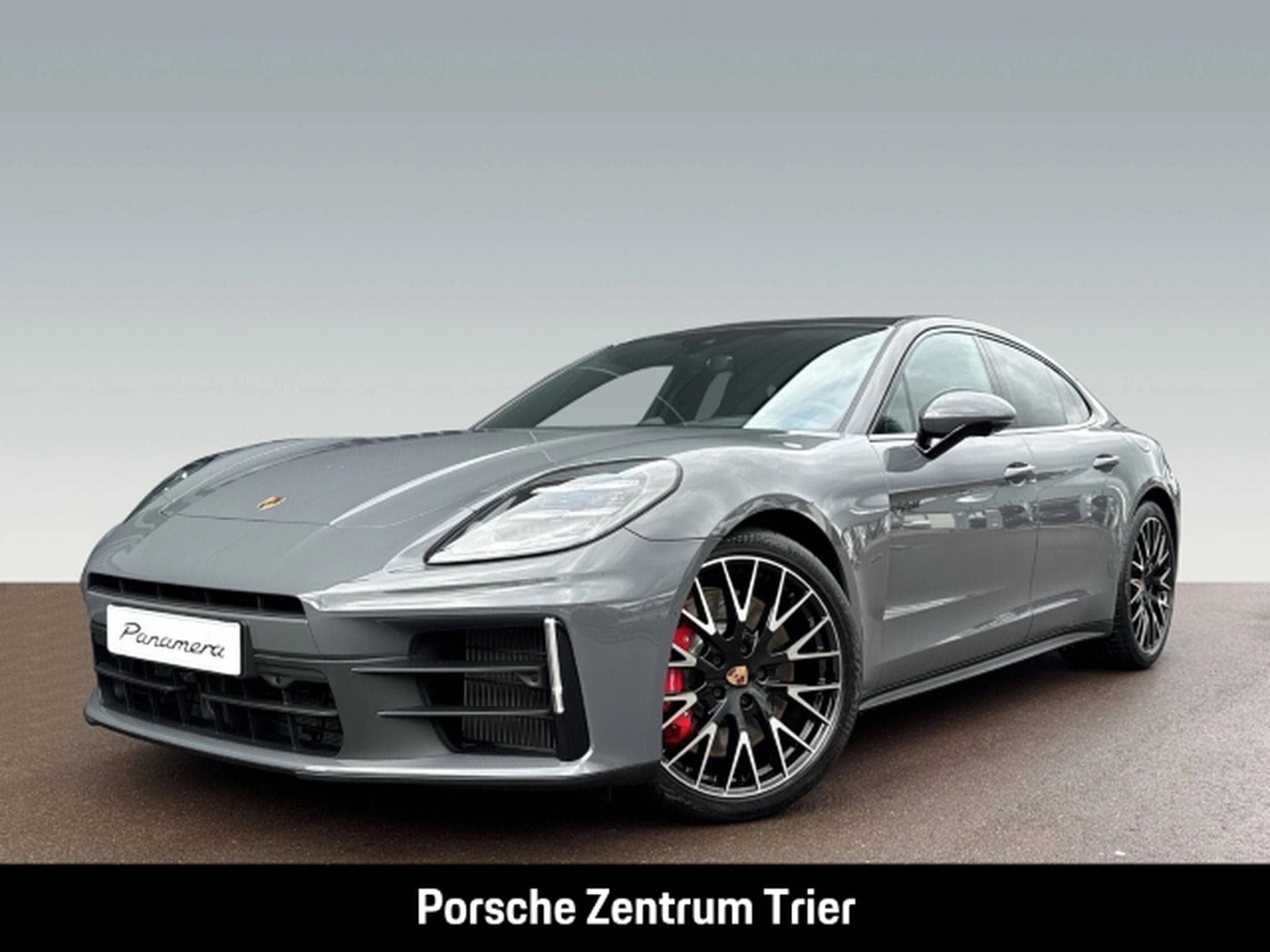 Porsche Panamera E-Hybrid HA-Lenkung InnoDrive HeadUp (2026) - Photo 1