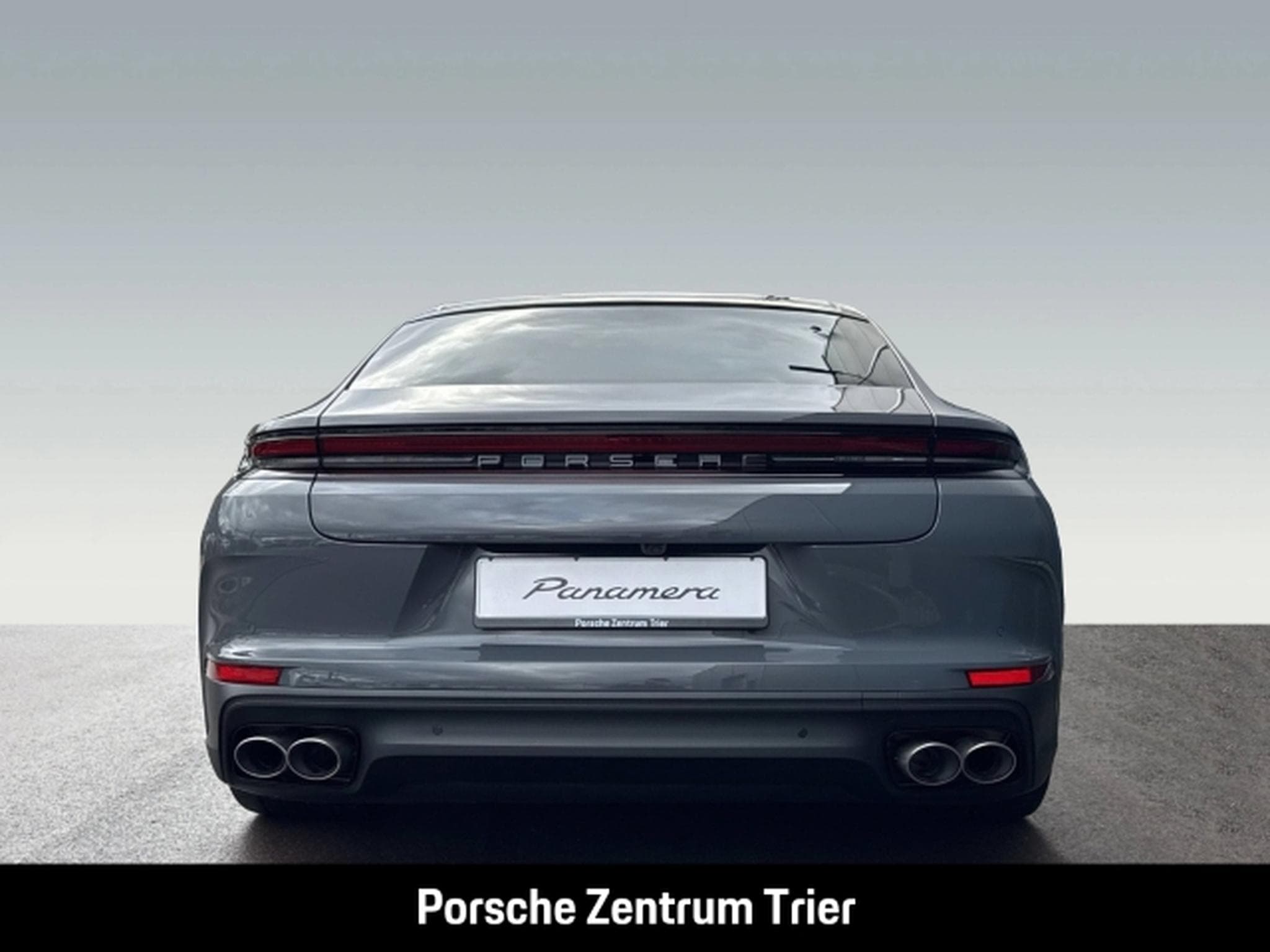 Porsche Panamera E-Hybrid HA-Lenkung InnoDrive HeadUp (2026) - Photo 7