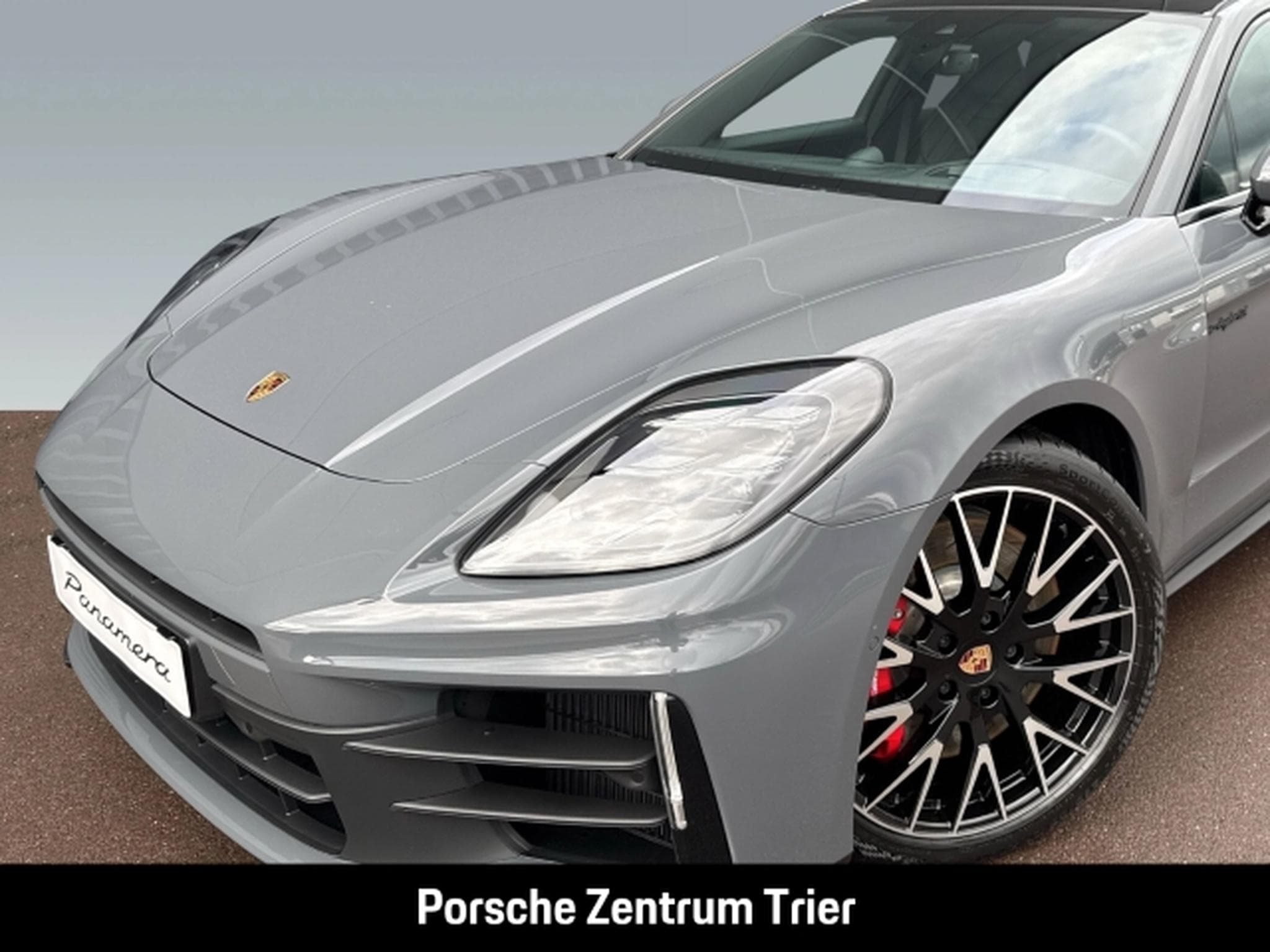 Porsche Panamera E-Hybrid HA-Lenkung InnoDrive HeadUp (2026) - Photo 9
