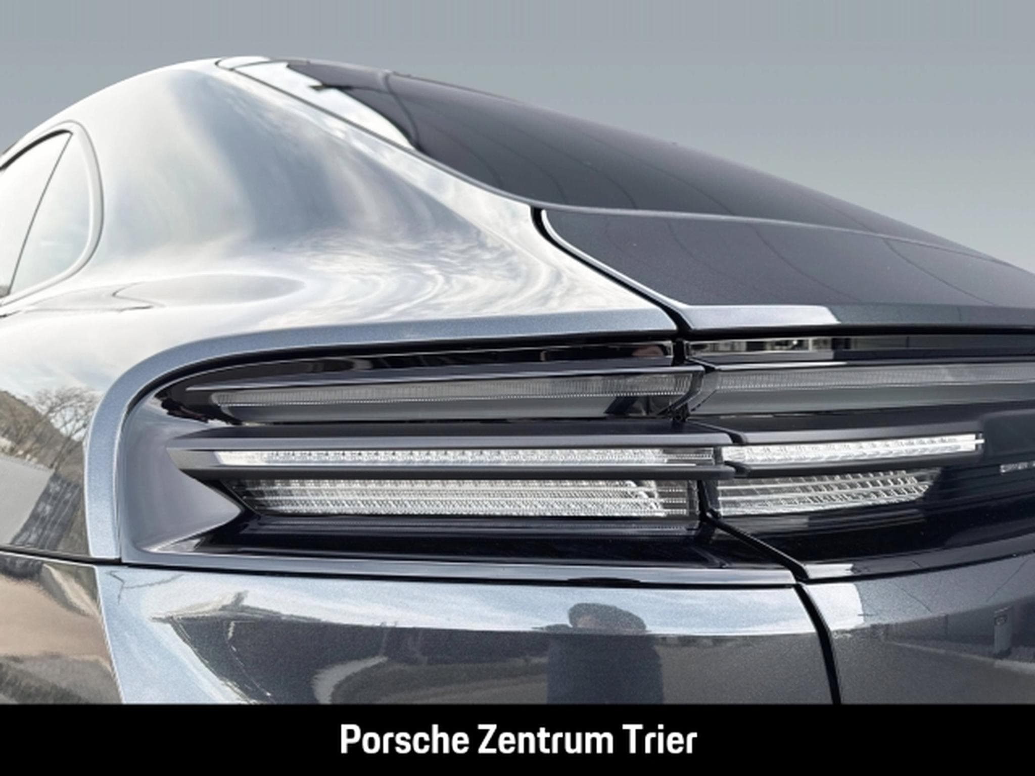 Porsche Macan Surround-View 21-Zoll Abstandstempomat LED (2026) - Photo 12