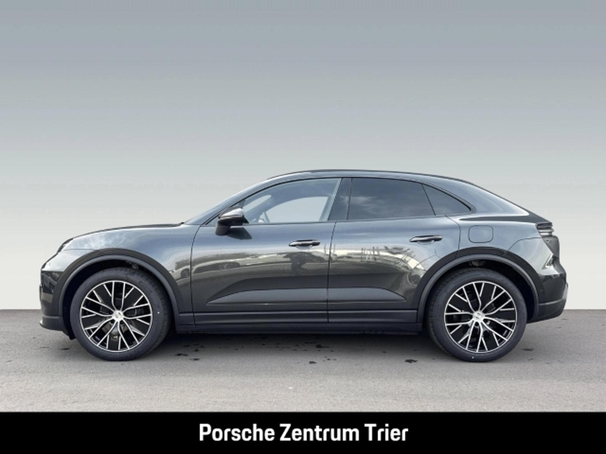 Porsche Macan Surround-View 21-Zoll Abstandstempomat LED (2026) - Photo 2