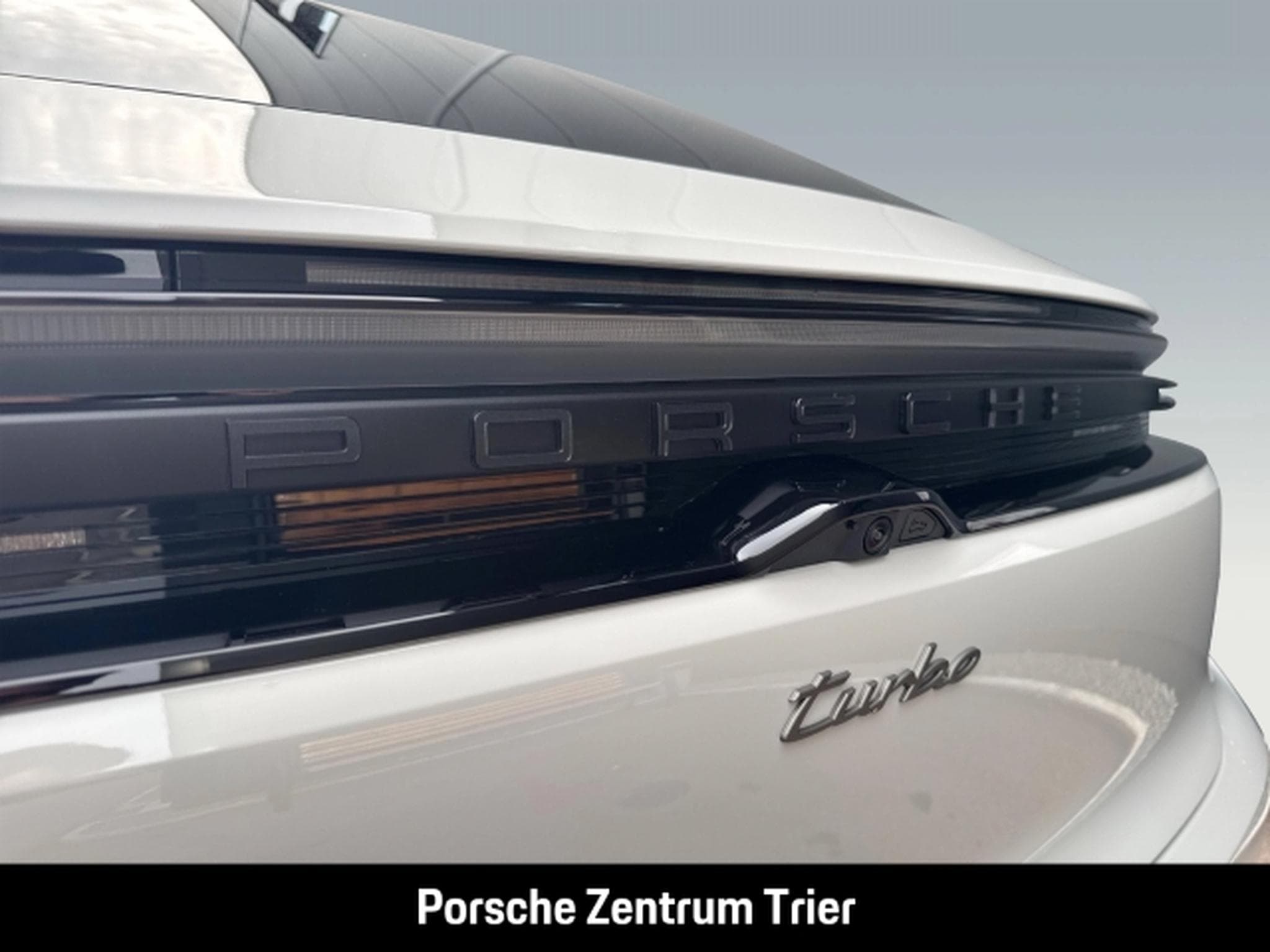 Porsche Macan Head-Up Surround-View 22-Zoll BOSE (2026) - Foto 13