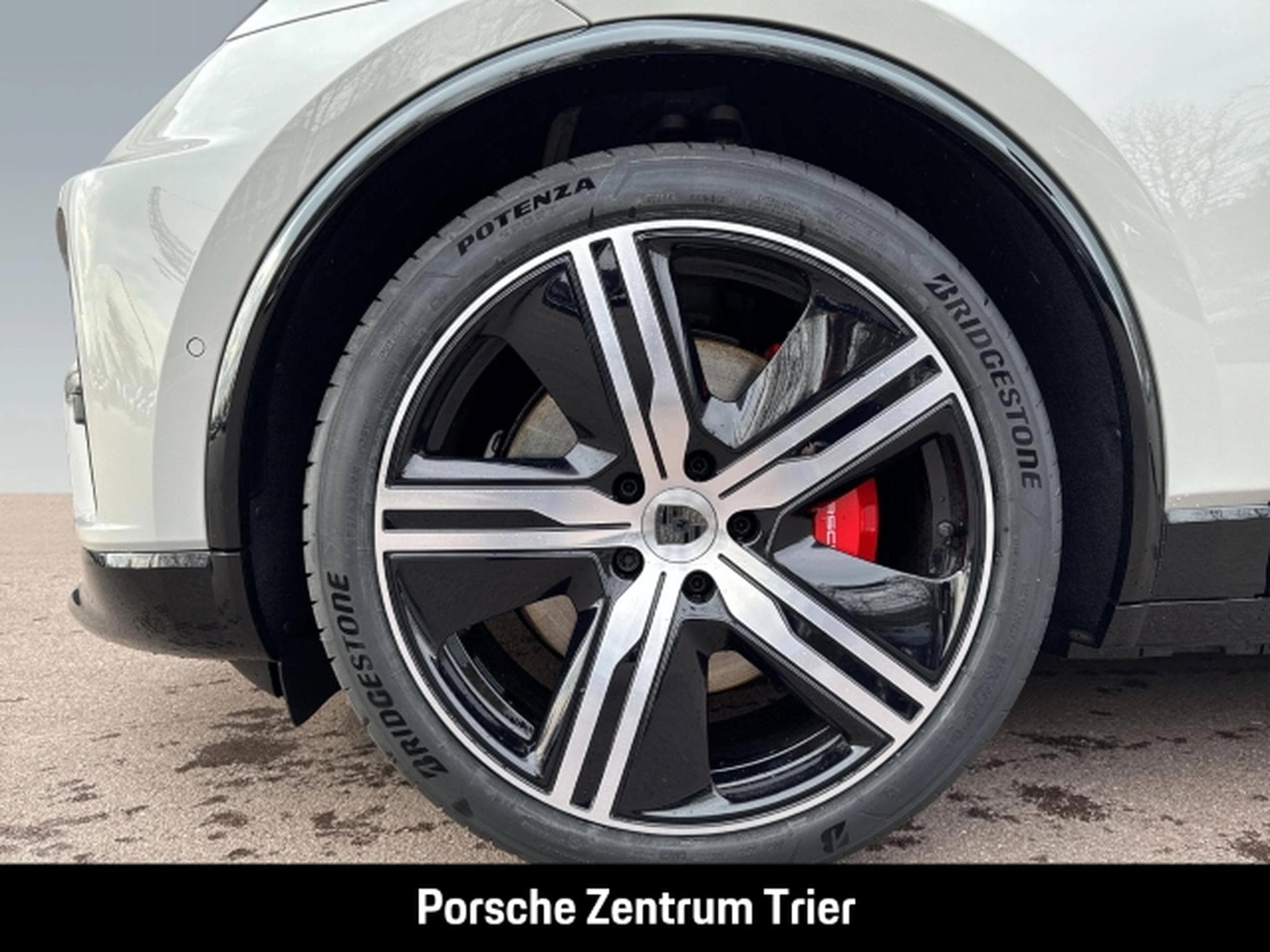Porsche Macan Head-Up Surround-View 22-Zoll BOSE (2026) - Foto 8