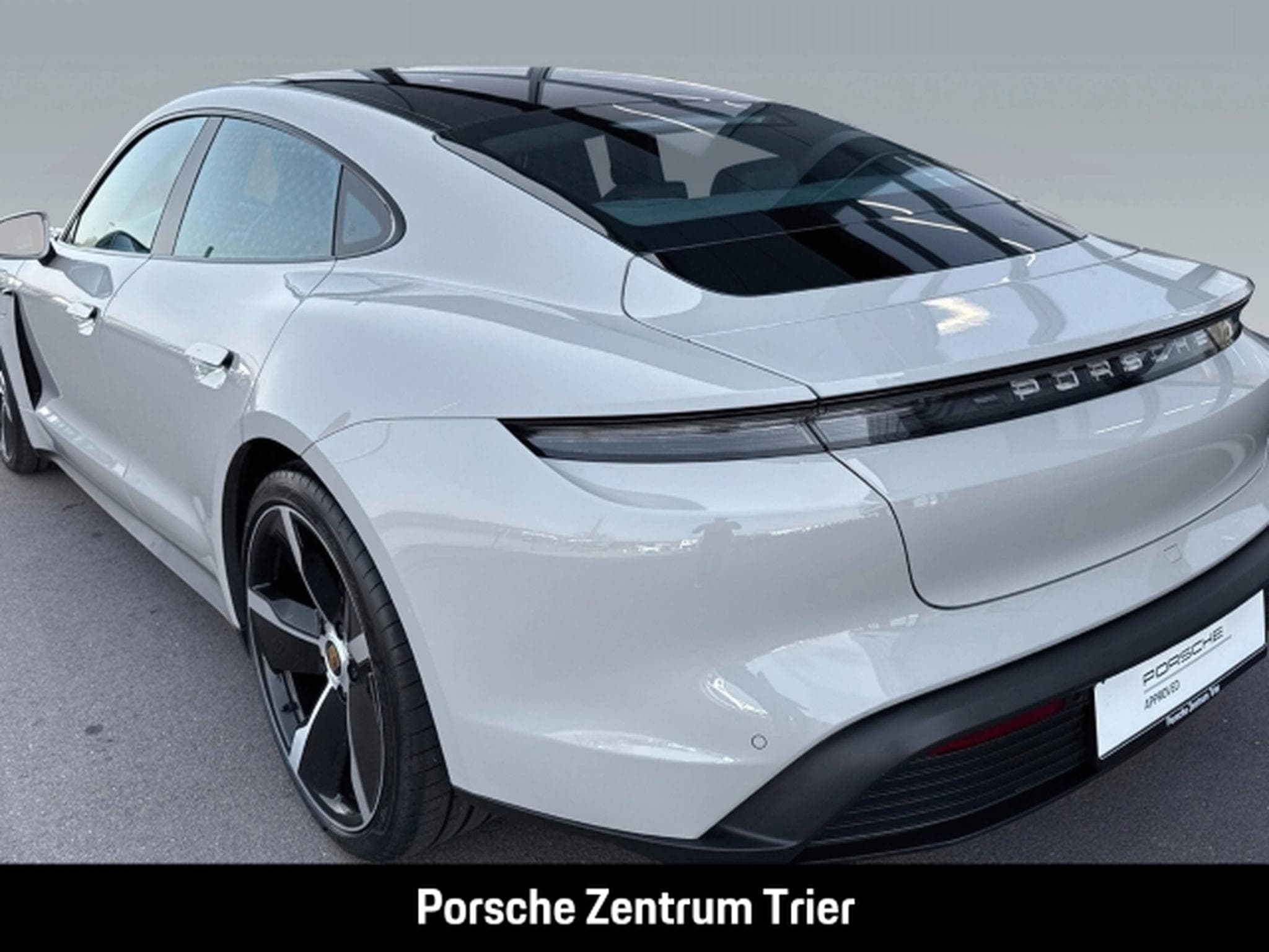 Porsche Taycan HA-Lenkung Nachtsicht InnoDrive BOSE (2024) - Foto 10