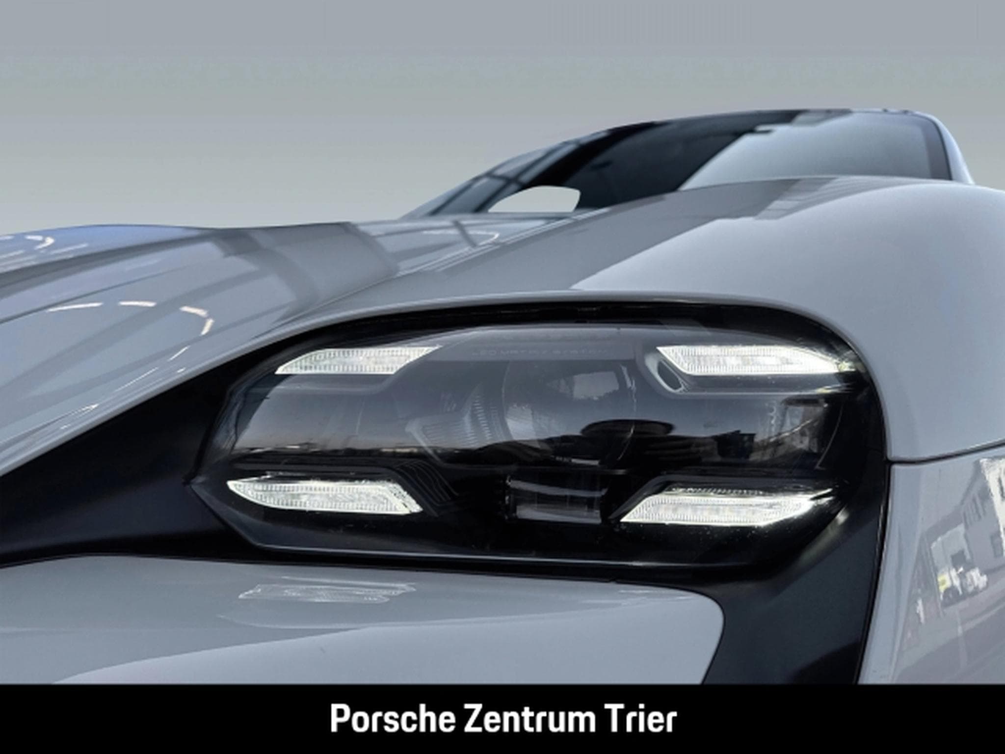 Porsche Taycan HA-Lenkung Nachtsicht InnoDrive BOSE (2024) - Foto 11