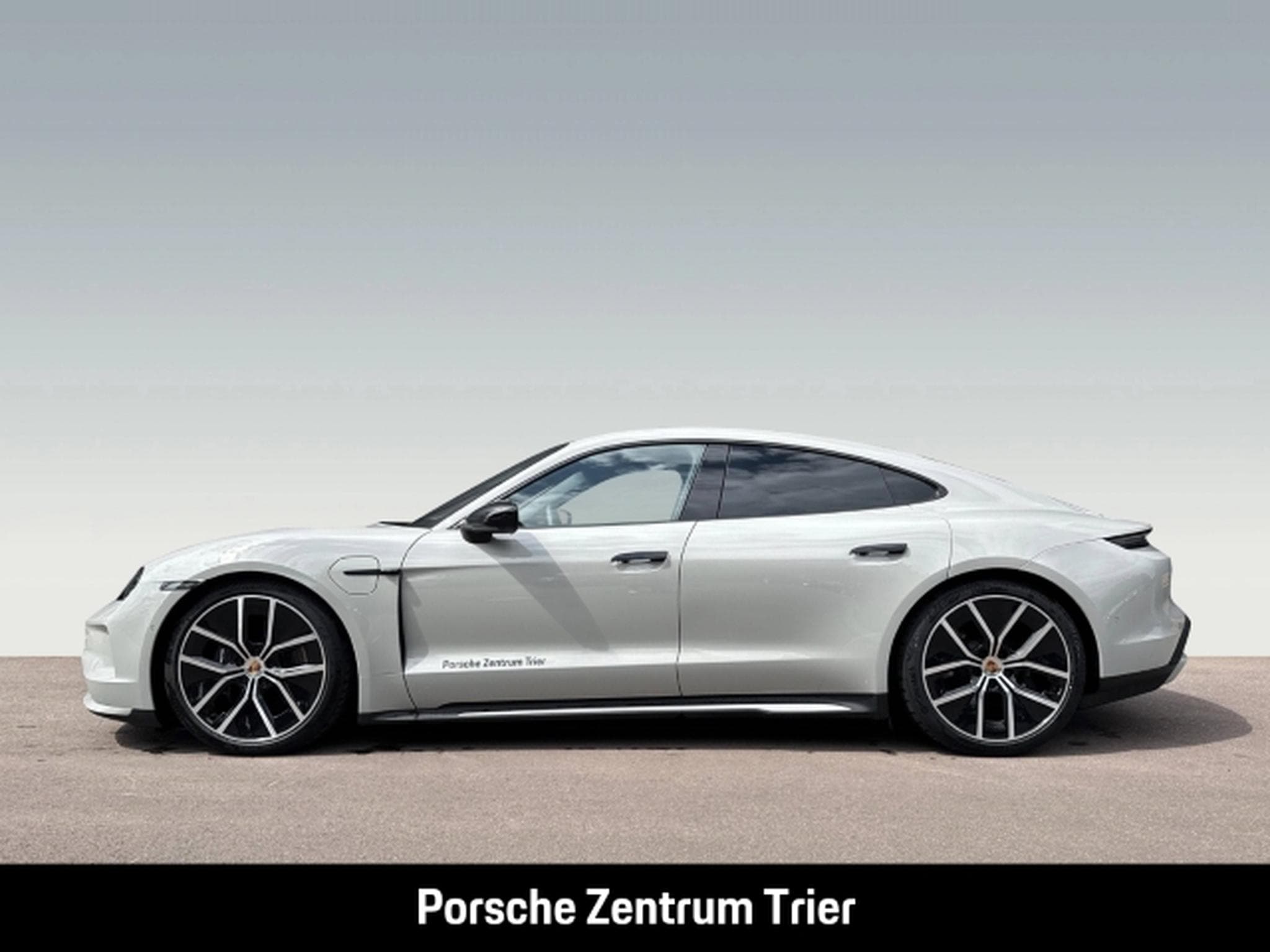 Porsche Taycan Black Edition InnoDrive Head-Up Panorama (2026) - Foto 2