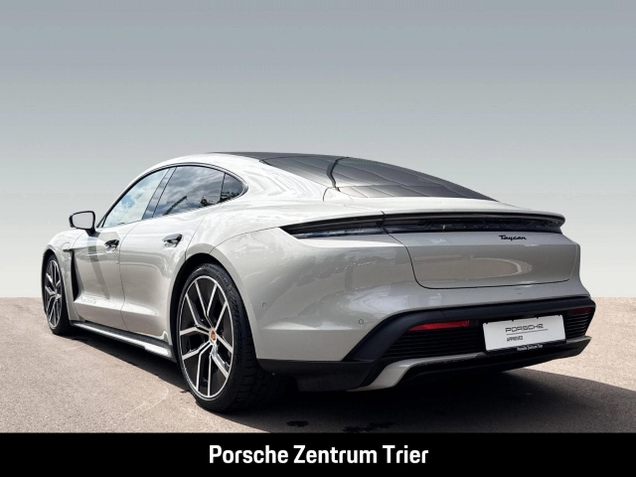 Porsche Taycan Black Edition InnoDrive Head-Up Panorama (2026) - Foto 3