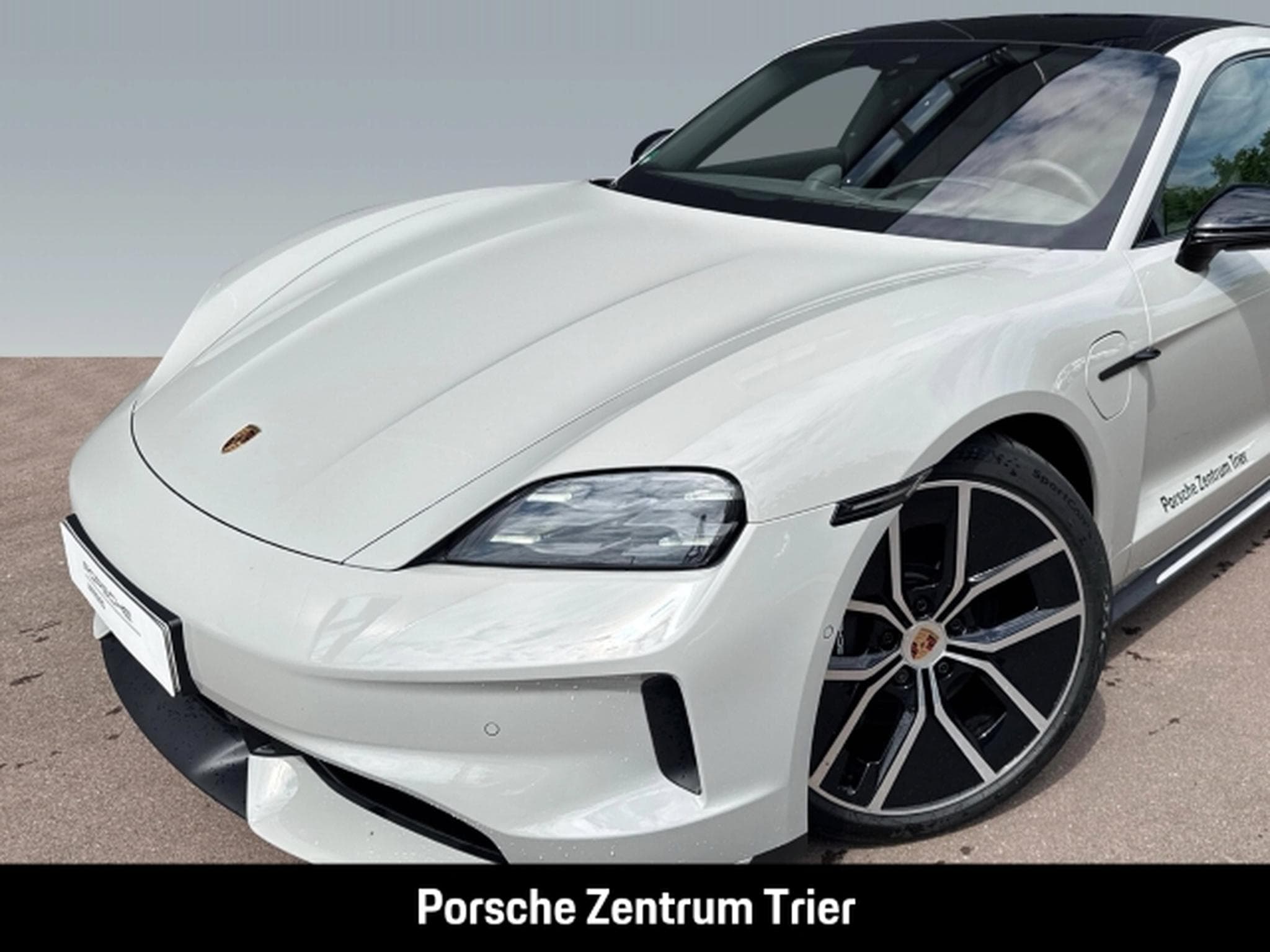 Porsche Taycan Black Edition InnoDrive Head-Up Panorama (2026) - Foto 9
